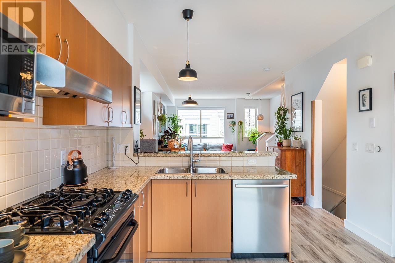 20 301 Klahanie Drive, Port Moody, British Columbia  V3H 0C2 - Photo 13 - R2976371