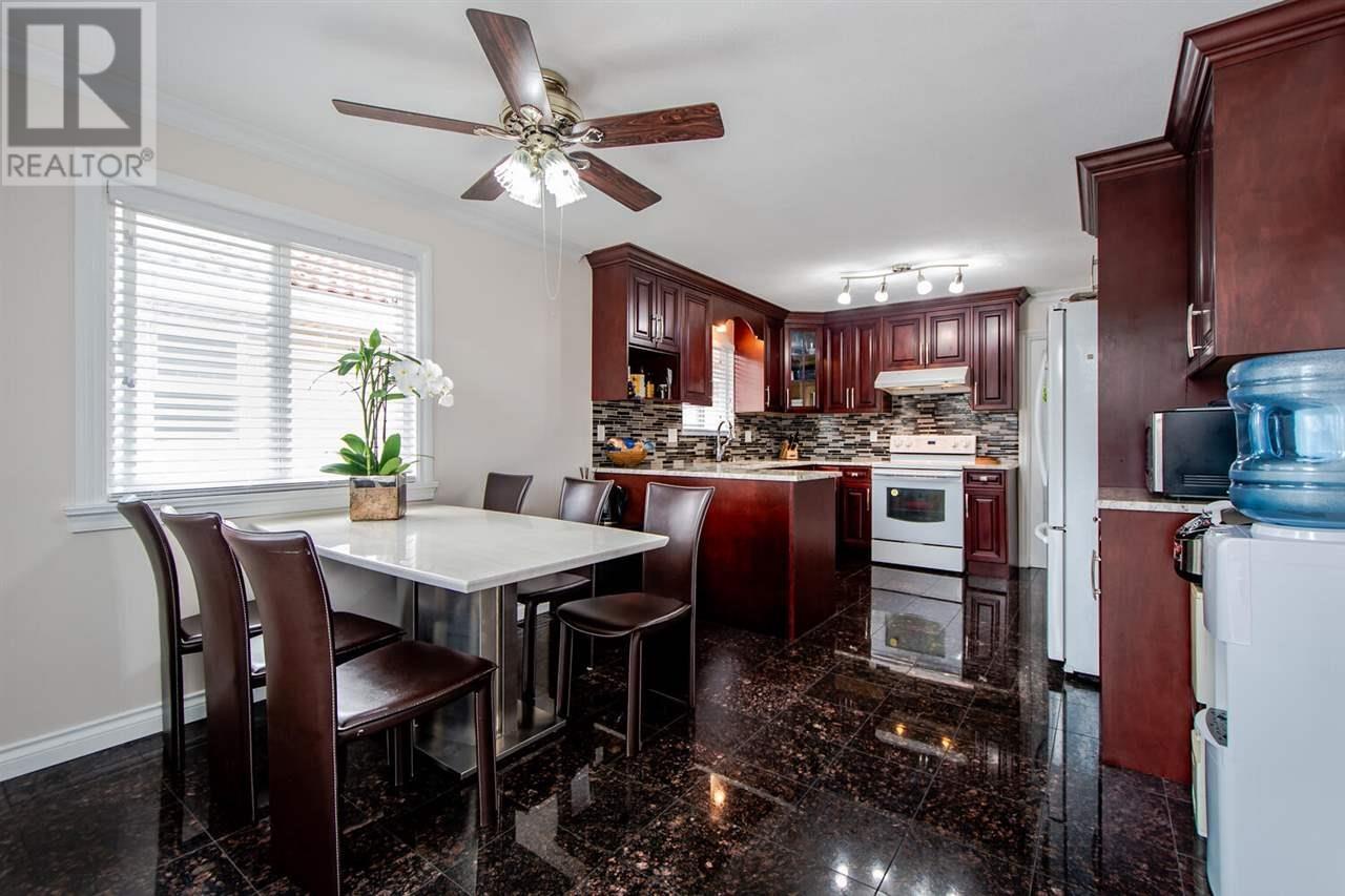 5756 St. Margarets Street, Vancouver, British Columbia  V5R 3H5 - Photo 4 - R2976376