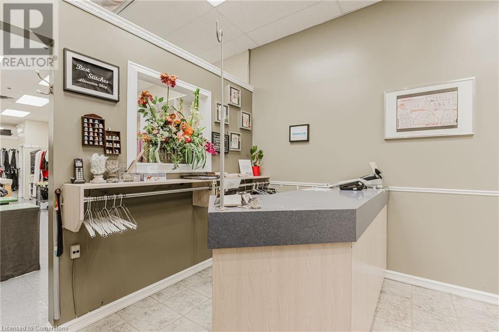 777 Guelph Line, Burlington, Ontario  L7R 3N2 - Photo 13 - 40705517
