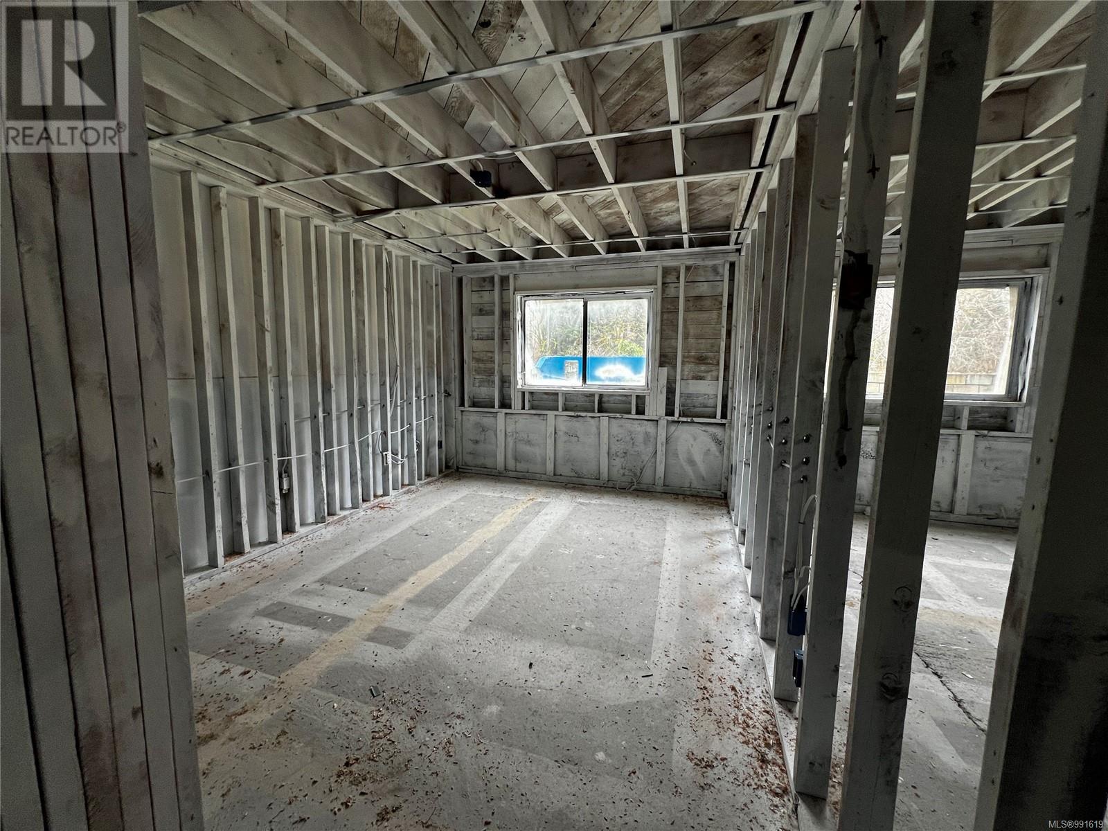 117 651 Maquinna Dr N, Tahsis, British Columbia  V0P 1X0 - Photo 9 - 991619
