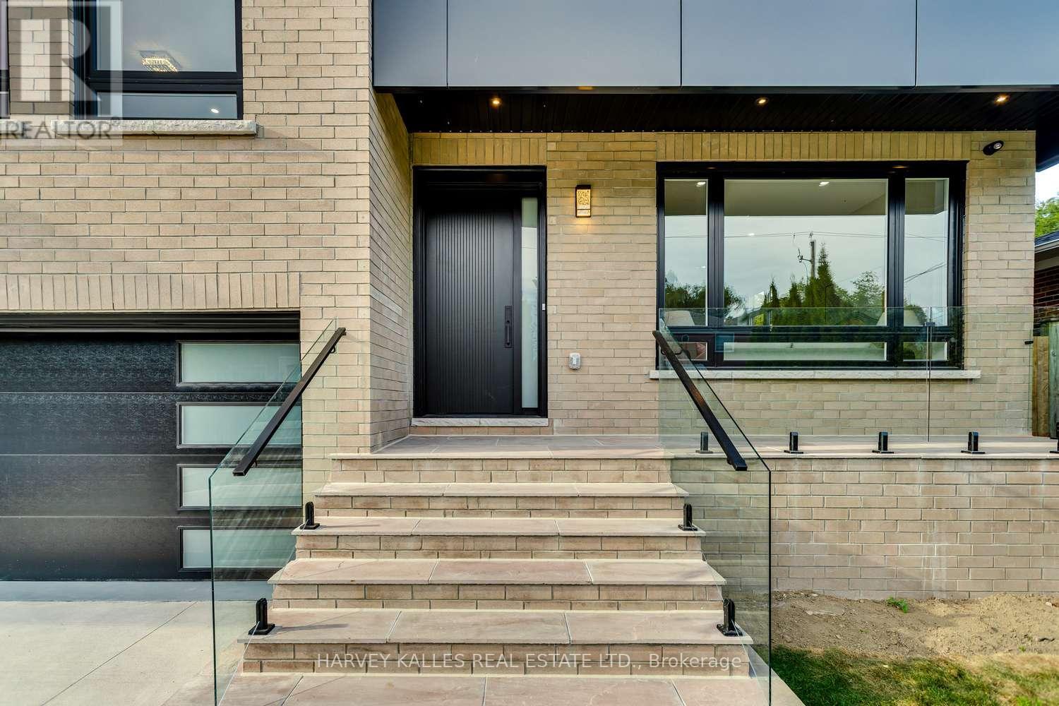 Property at 150 VIEWMOUNT AVENUE image 2