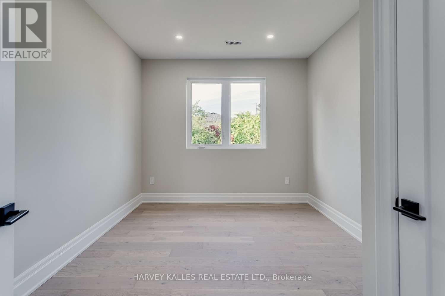 150 Viewmount Avenue, Toronto, Ontario  M6B 1T7 - Photo 30 - C12013049
