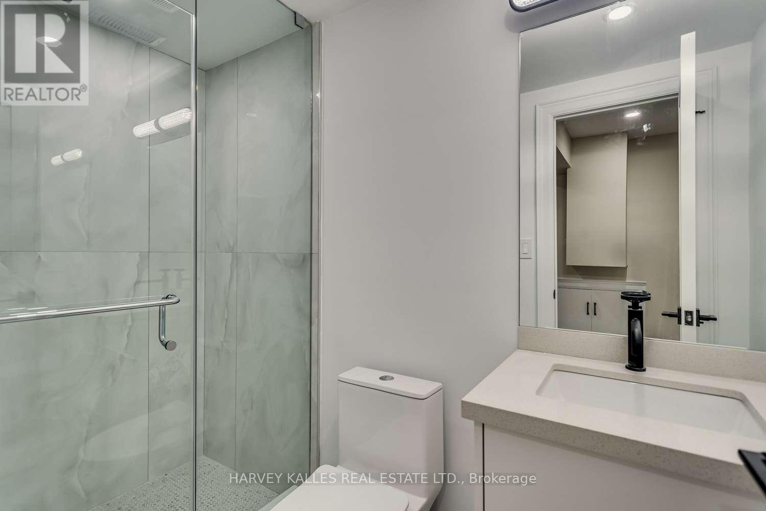 150 Viewmount Avenue, Toronto, Ontario  M6B 1T7 - Photo 38 - C12013049