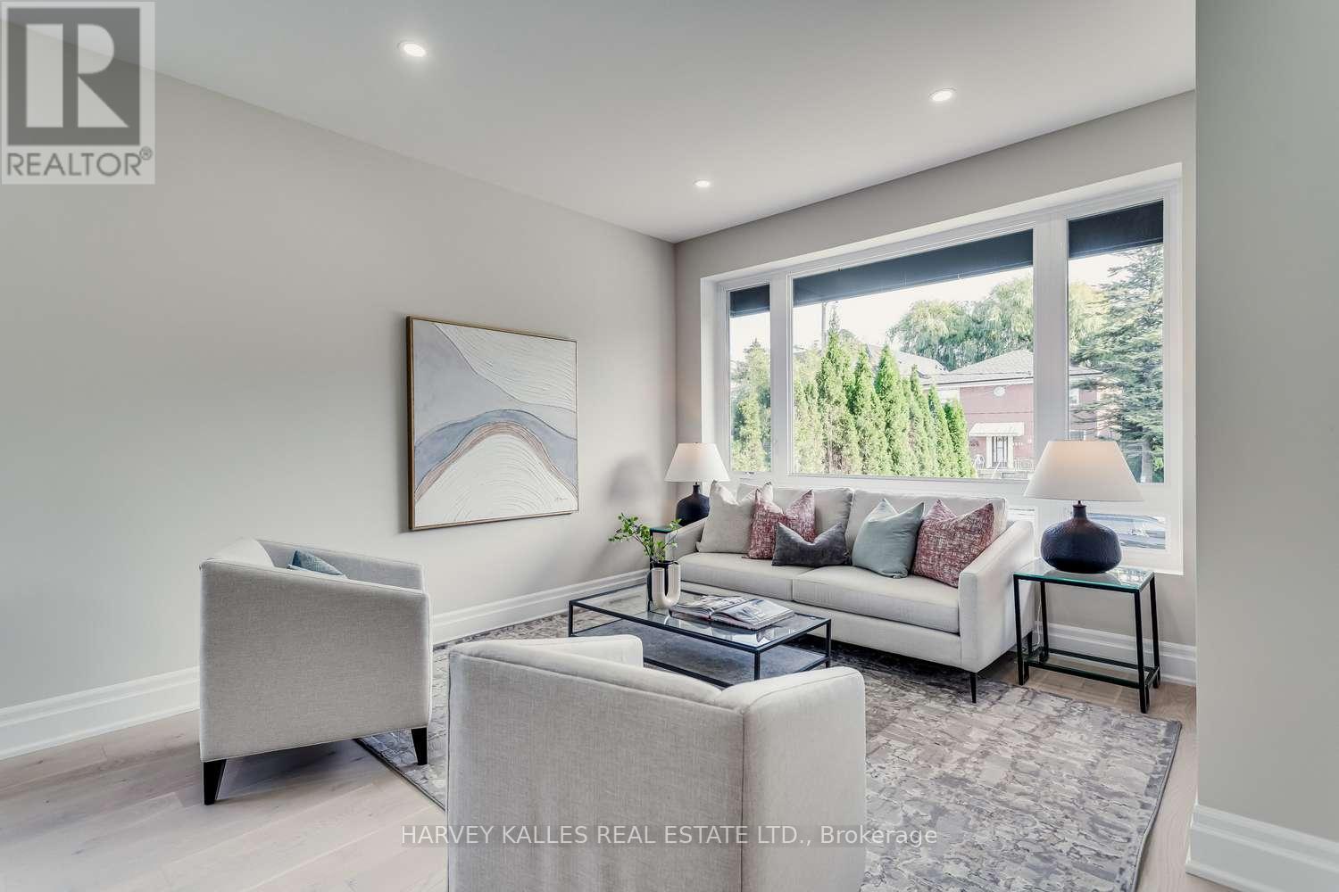 Property at 150 VIEWMOUNT AVENUE image 4