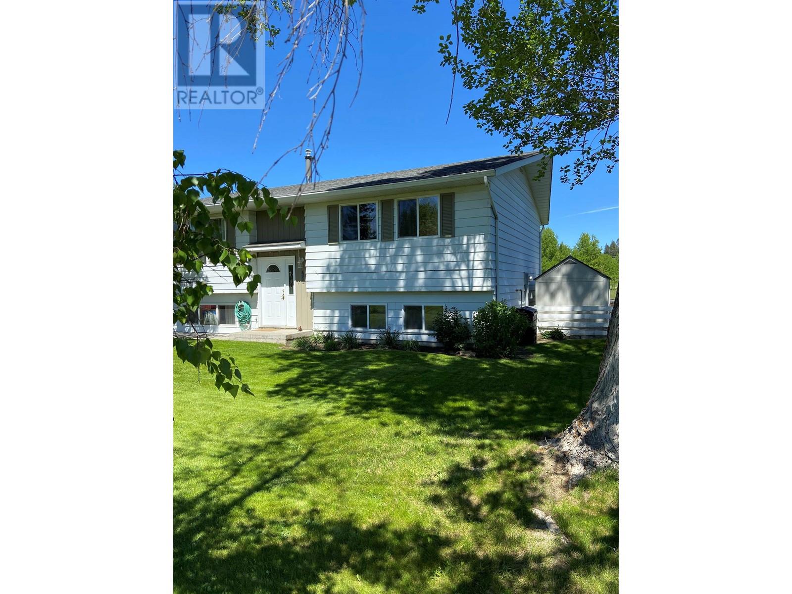 Property at 482 NORTH BIRCH AVENUE image 2
