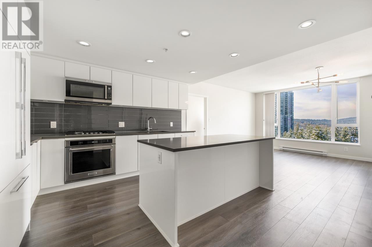 1804 3100 Windsor Gate, Coquitlam, British Columbia  V3B 0P3 - Photo 2 - R2965345