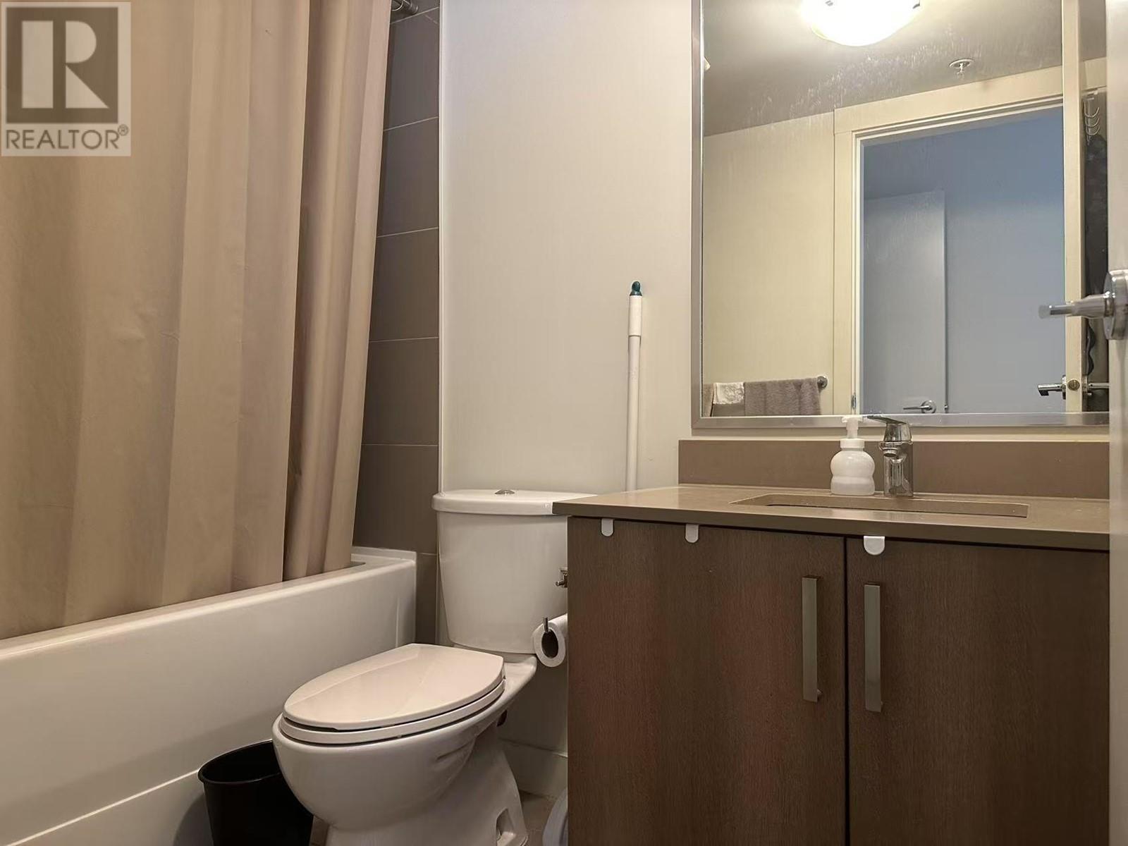 206 7058 14th Avenue, Burnaby, British Columbia  V3N 0E6 - Photo 8 - R2976305