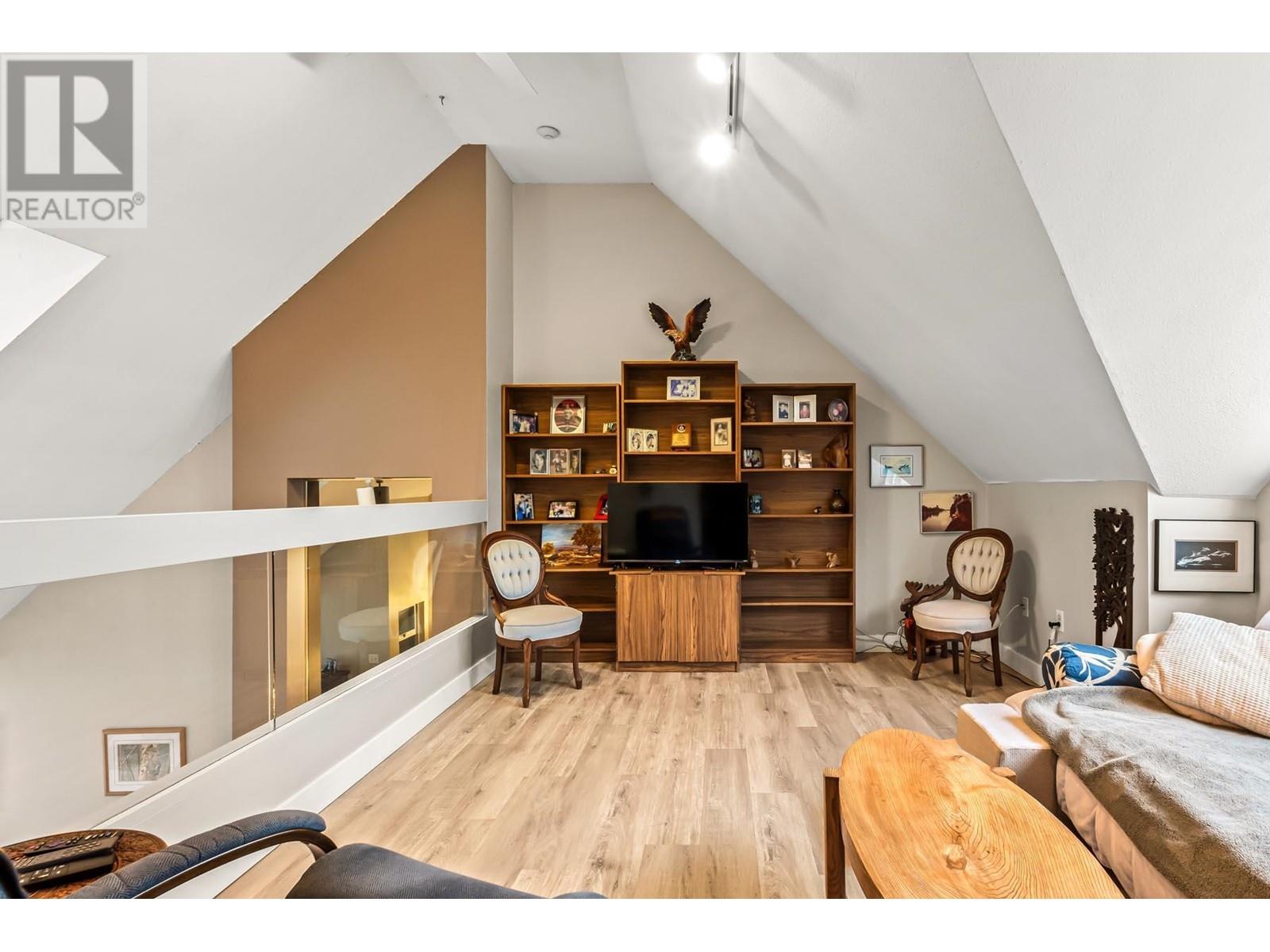 414 5 K De K Court, New Westminster, British Columbia  V3M 6B6 - Photo 15 - R2975988