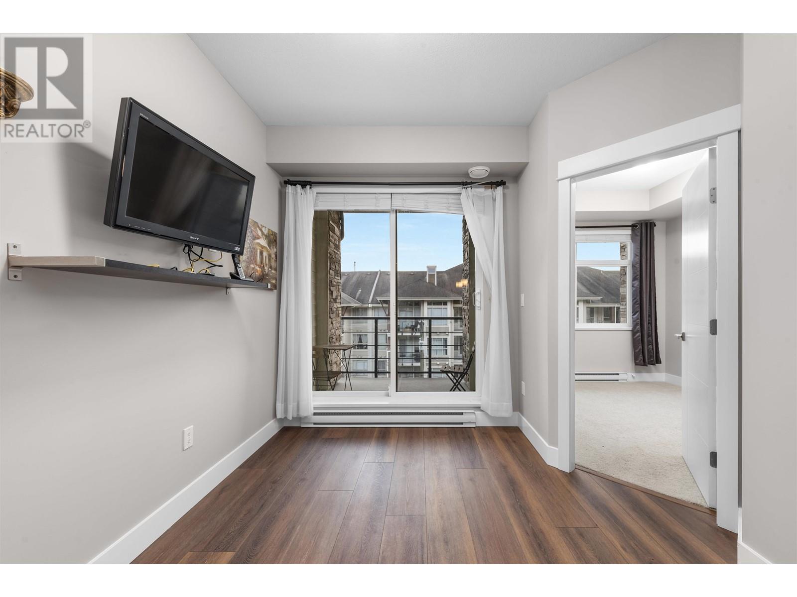 402 2495 Wilson Avenue, Port Coquitlam, British Columbia  V3C 0E4 - Photo 12 - R2965540