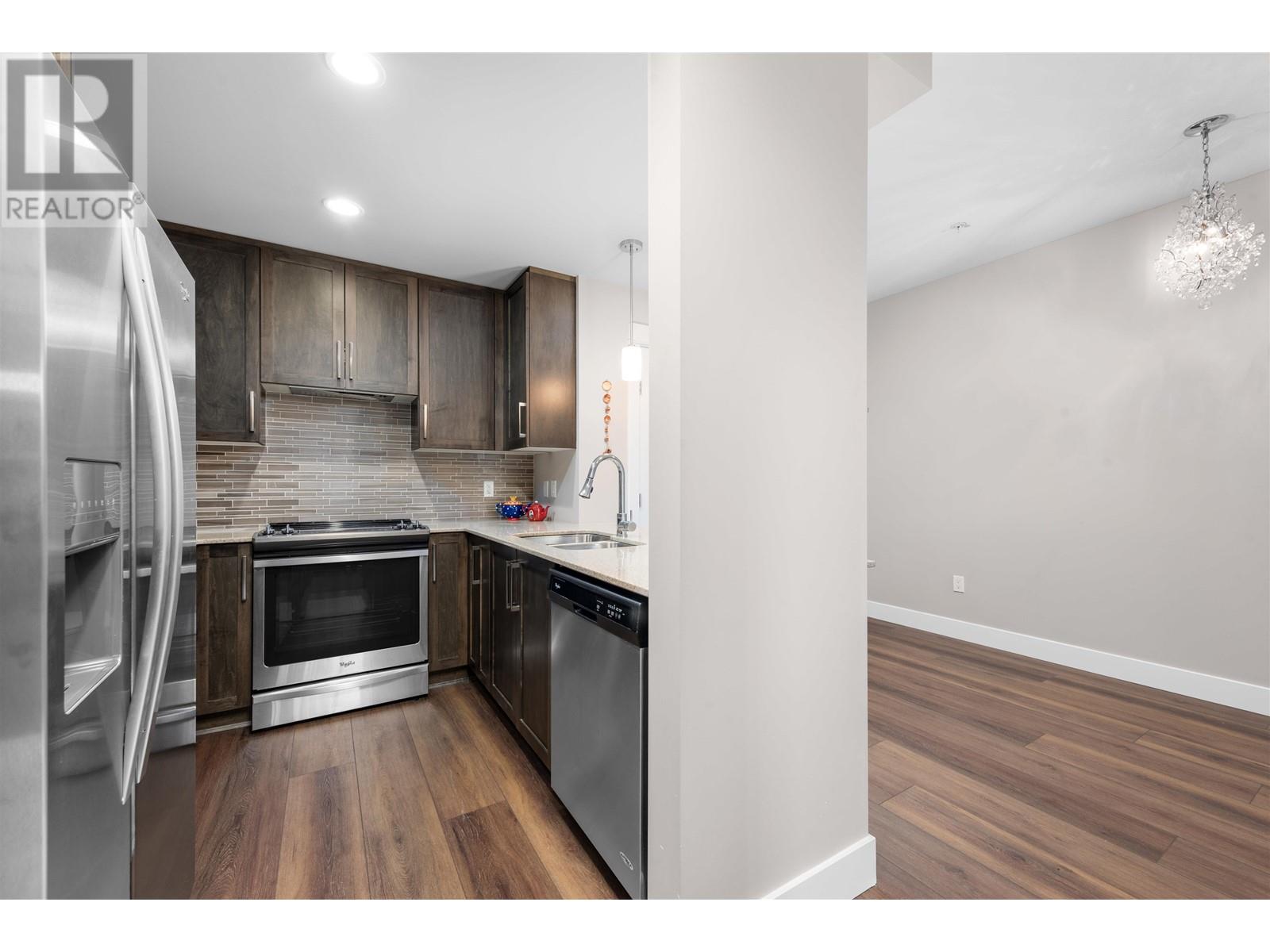 402 2495 Wilson Avenue, Port Coquitlam, British Columbia  V3C 0E4 - Photo 8 - R2965540