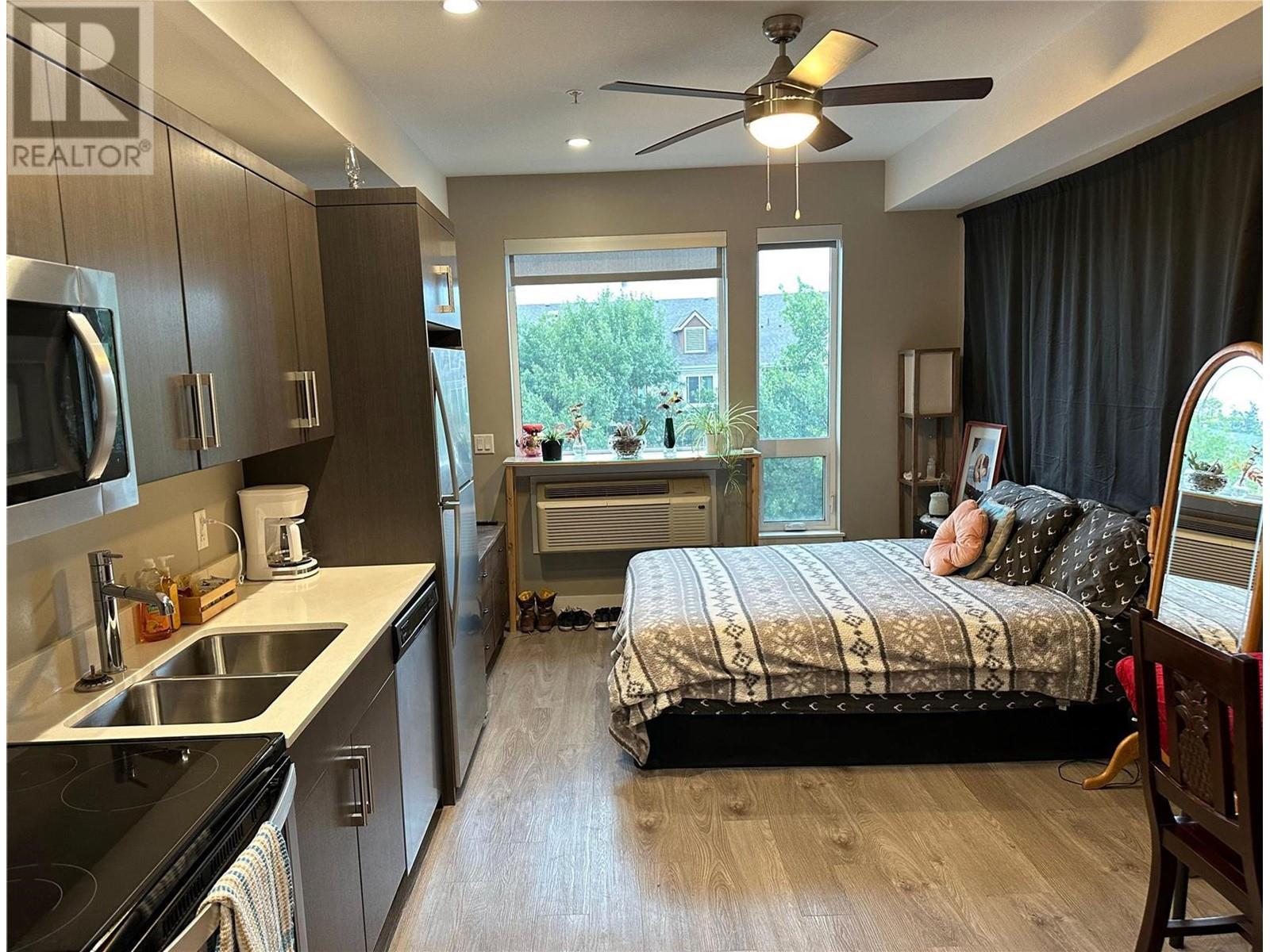 Property at 925 Leon Avenue Unit# 445 image 5