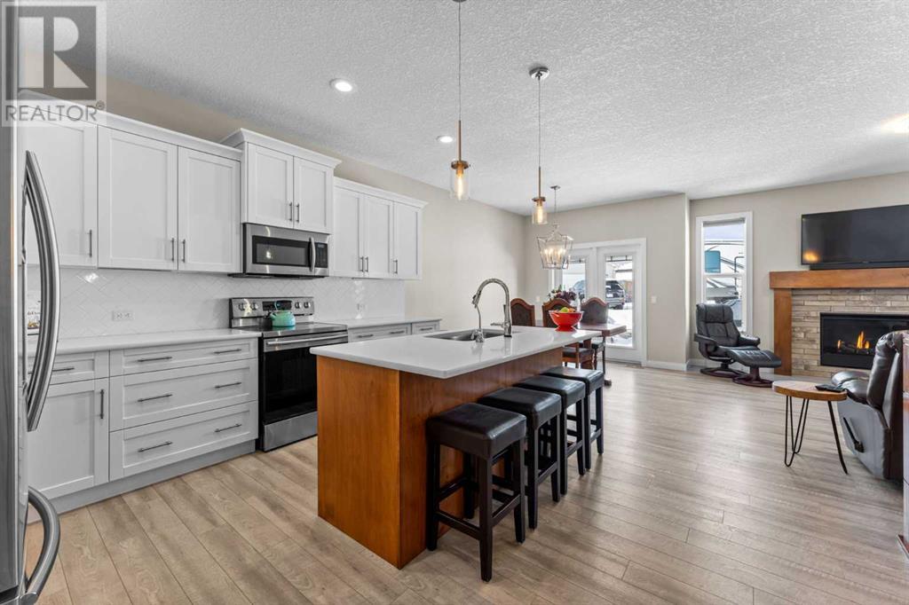 34 Drake Landing Gardens, Okotoks, Alberta  T1S 0P6 - Photo 4 - A2196311