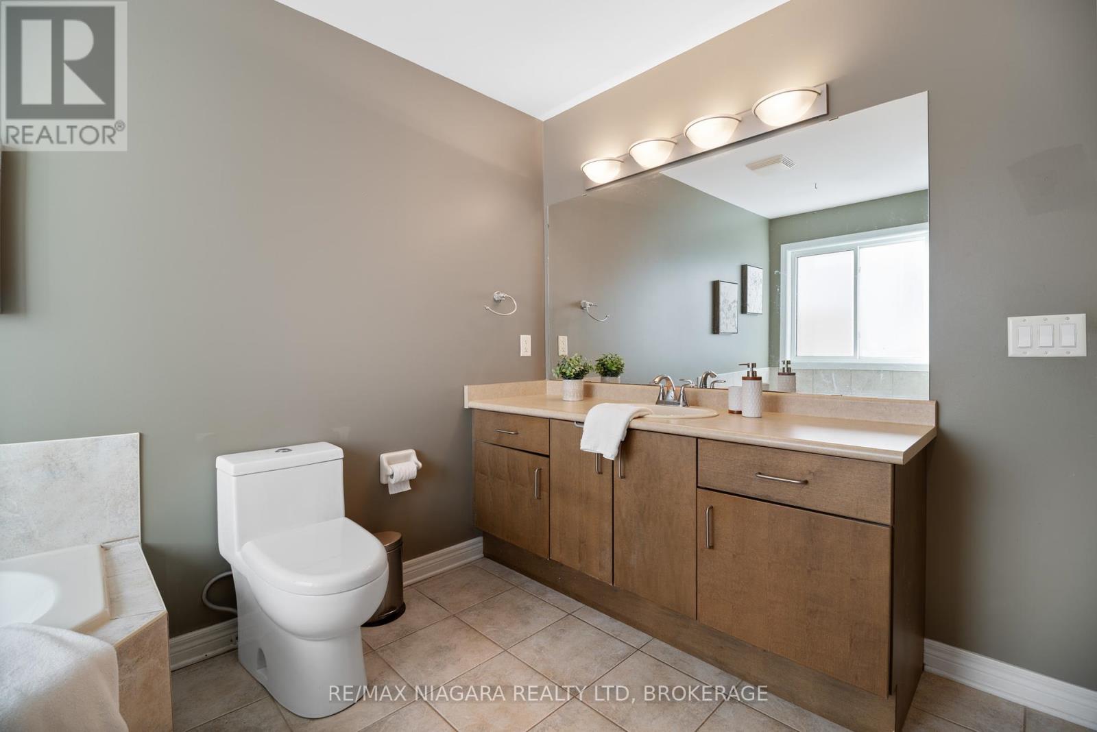 75 Mcbride Drive, St. Catharines, Ontario  L2S 3Z3 - Photo 13 - X12013137