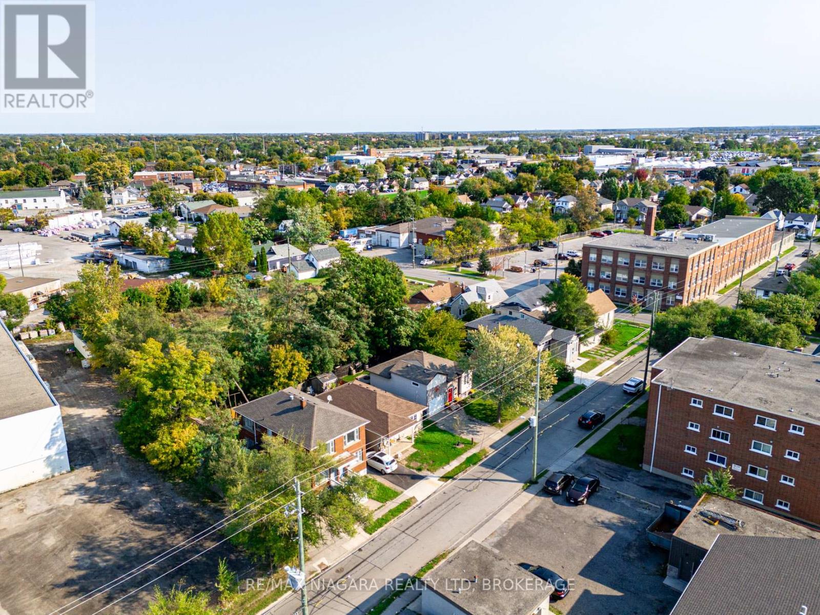 35 Davidson Street, St. Catharines, Ontario  L2R 2V3 - Photo 26 - X12013149