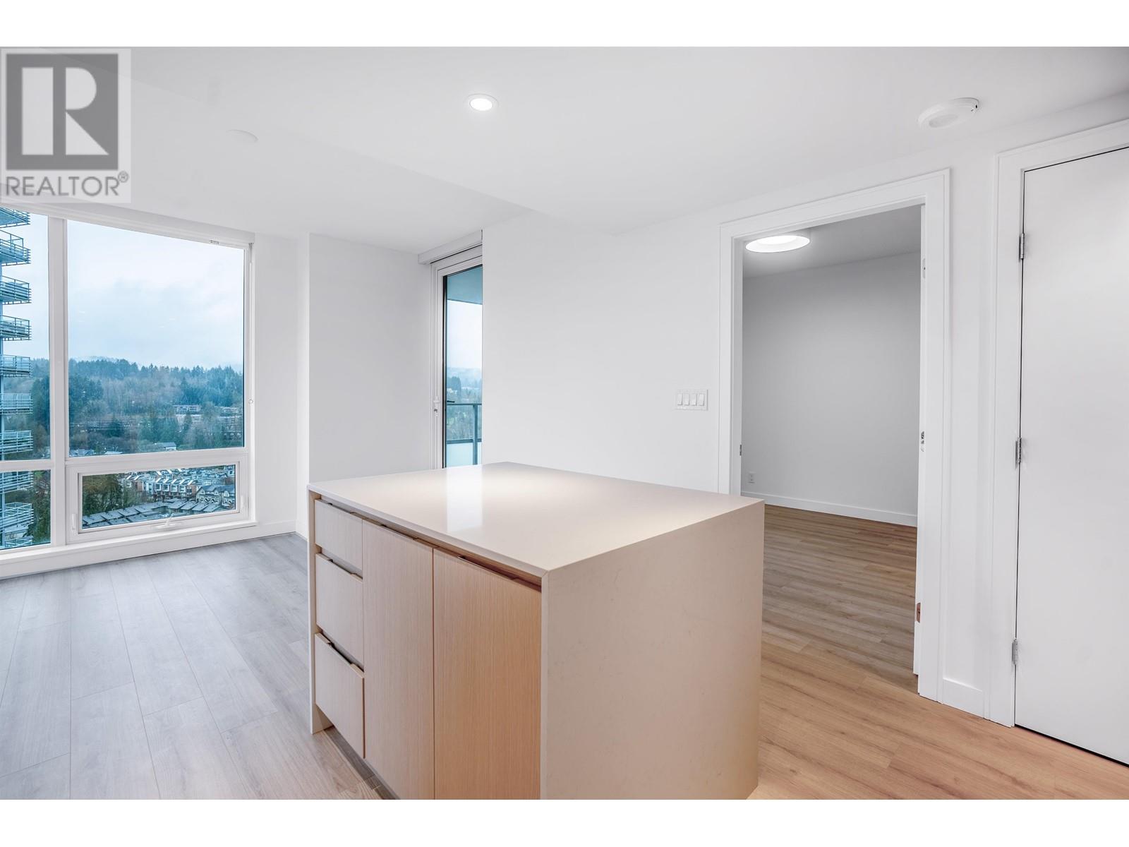 2202 1500 Fern Street, North Vancouver, British Columbia  V7J 0B6 - Photo 4 - R2976185