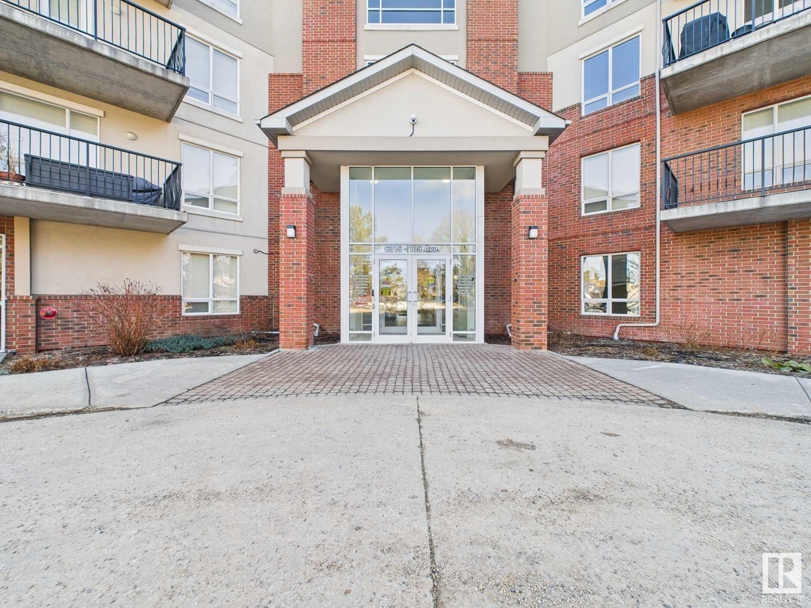 Property at #322 6315 135 Ave NW image 4