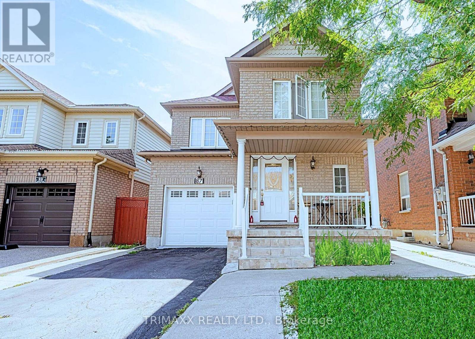 87 Heartleaf Crescent, Brampton (Fletcher's Meadow), Ontario  L7A 2B9 - Photo 1 - W12013089