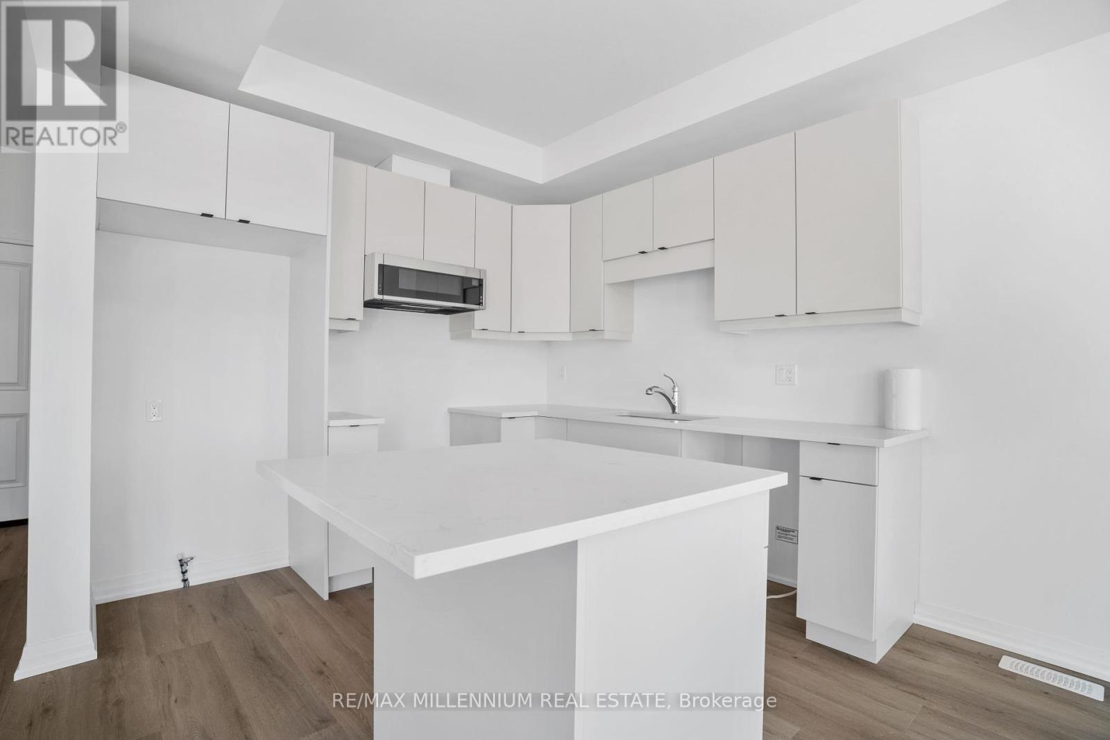 807 Bradford Avenue, Fort Erie, Ontario  L2A 5H7 - Photo 10 - X12013088