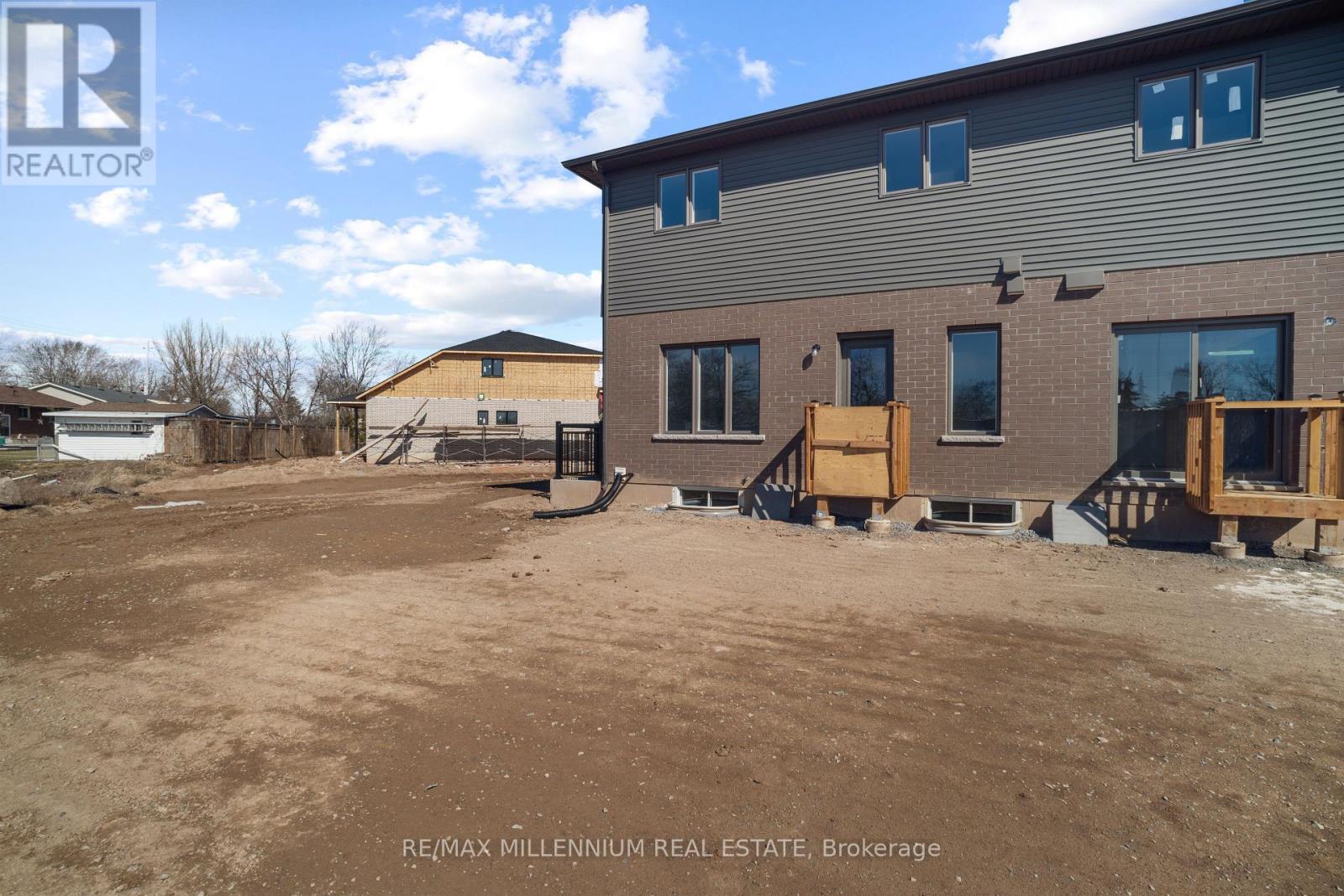 807 Bradford Avenue, Fort Erie, Ontario  L2A 5H7 - Photo 21 - X12013088