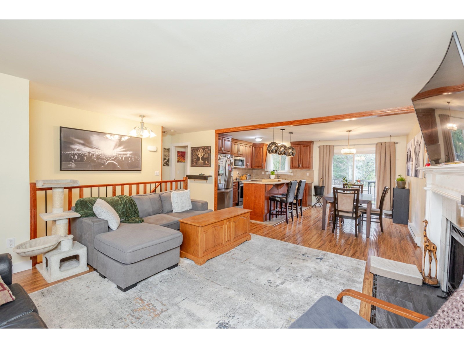 Property at 8558 MCCUTCHEON AVENUE image 4