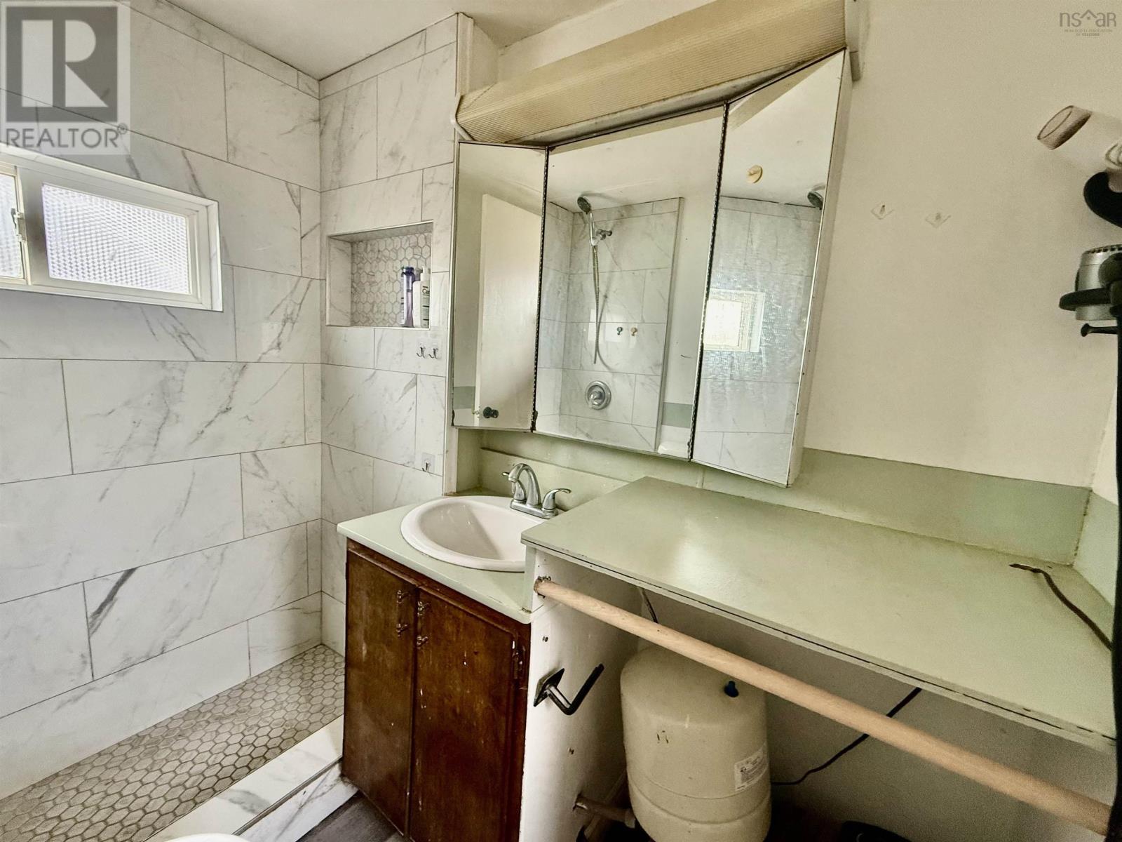 2961 Main Street, Lower Clarks Harbour, Nova Scotia  B0W 1P0 - Photo 17 - 202504619