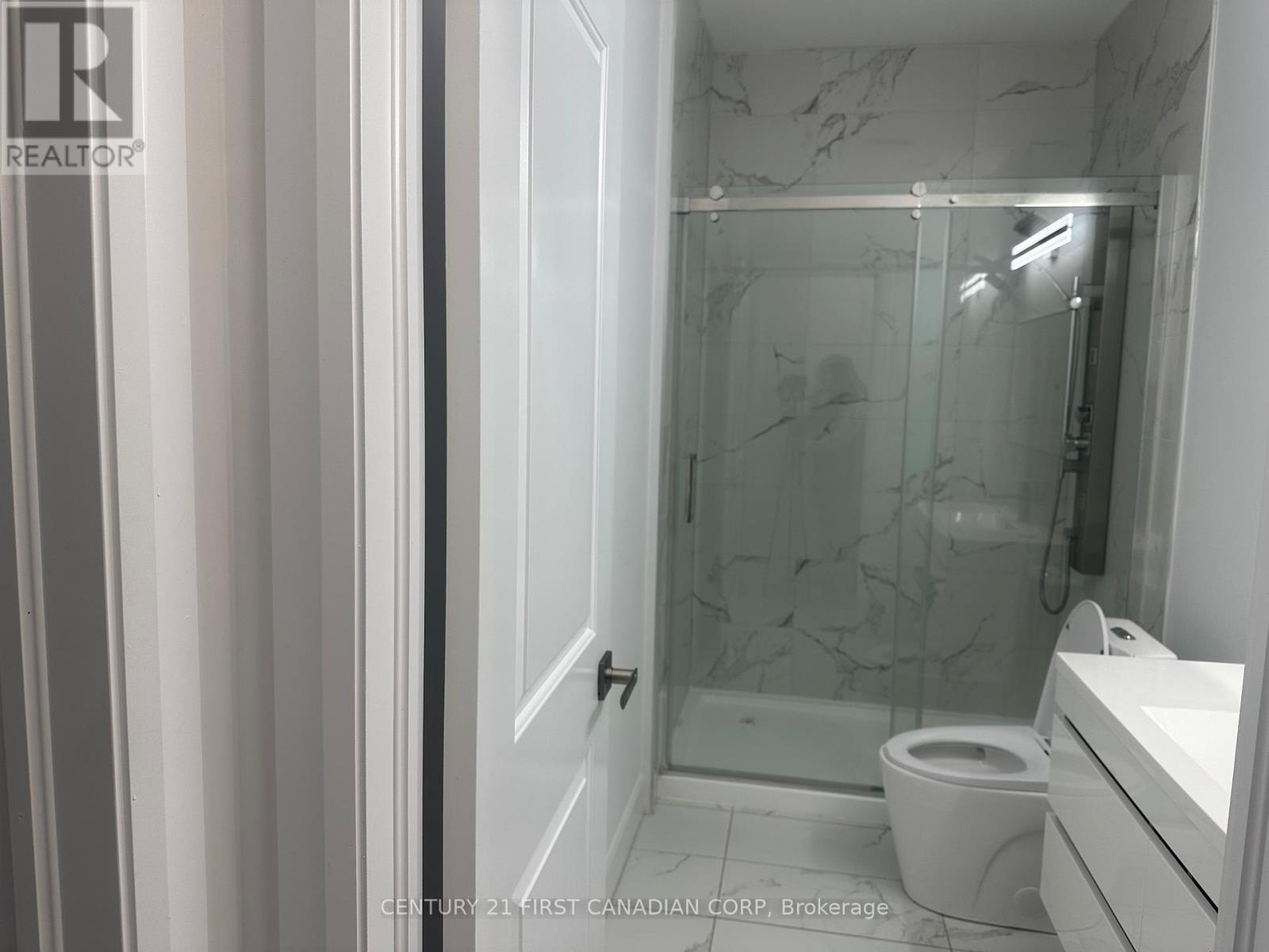 31 Brooklawn Drive, Lambton Shores, Ontario  N0M 1T0 - Photo 26 - X12013224