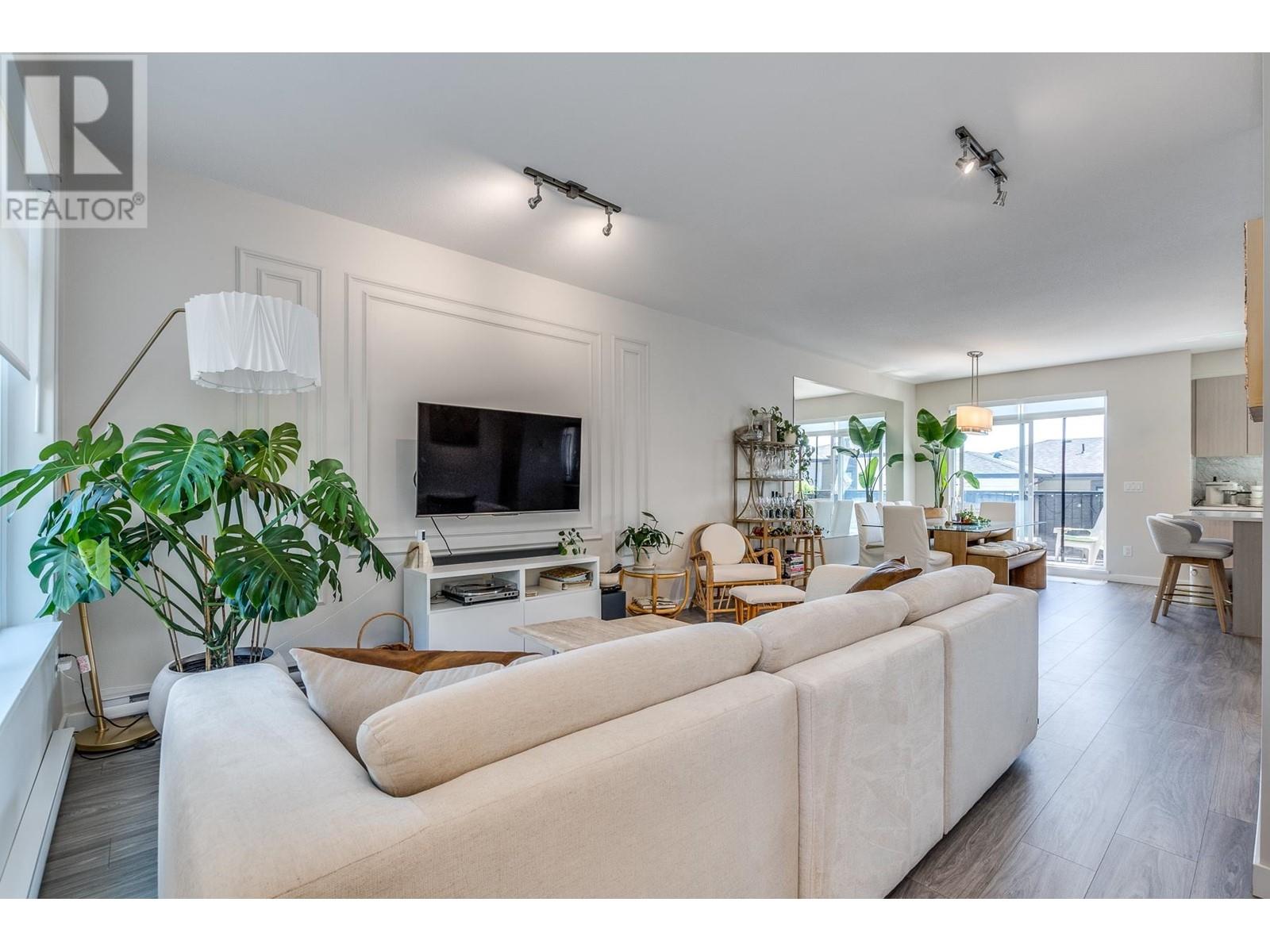Property at 106 1360 MITCHELL STREET image 1