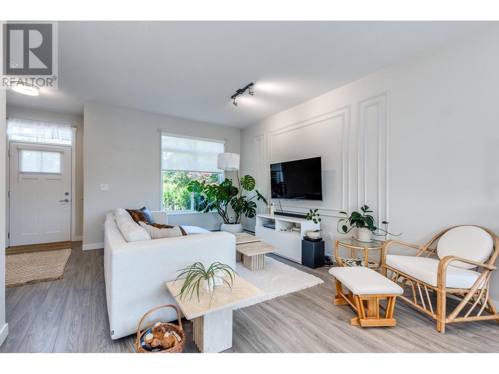Property at 106 1360 MITCHELL STREET image 2