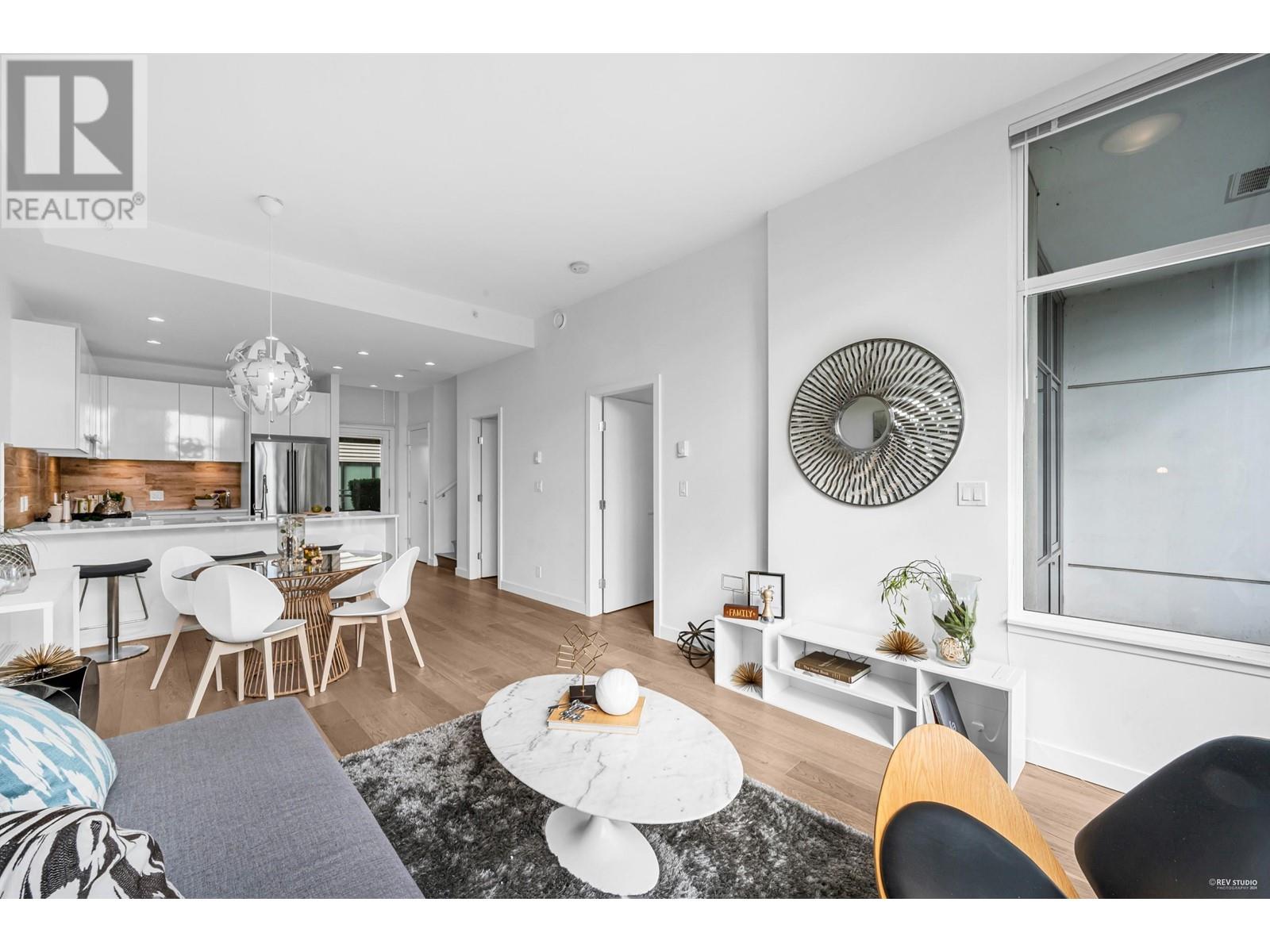 Th5 200 Nelson's Crescent, New Westminster, British Columbia  V3L 0H4 - Photo 12 - R2976412