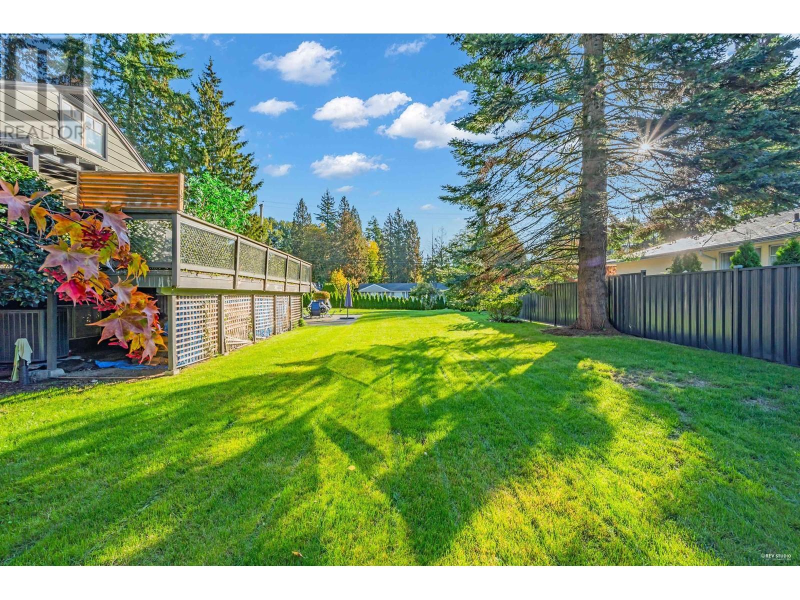 310 Macbeth Crescent, West Vancouver, British Columbia  V7T 1V7 - Photo 33 - R2976424