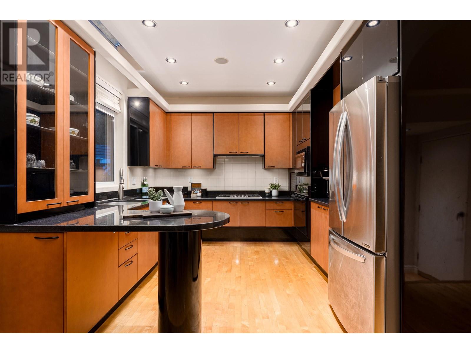 2930 Cougar Court, Coquitlam, British Columbia  V3E 3A4 - Photo 16 - R2976430