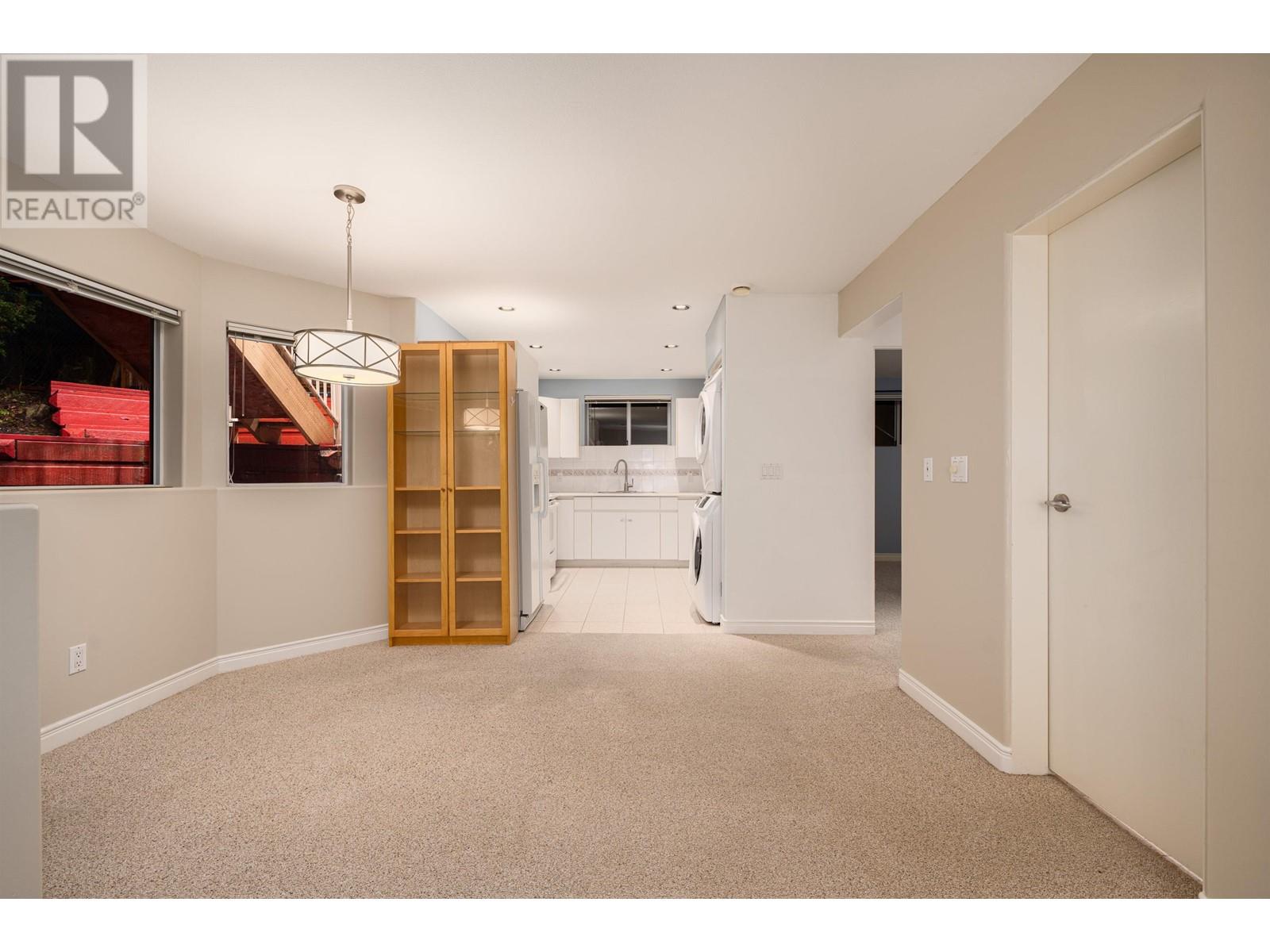 2930 Cougar Court, Coquitlam, British Columbia  V3E 3A4 - Photo 32 - R2976430