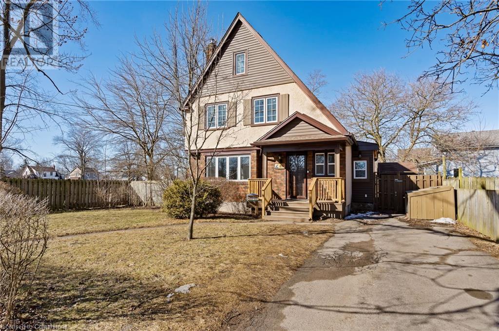 197 Aqueduct Street, Welland, Ontario  L3C 1C3 - Photo 2 - 40705205
