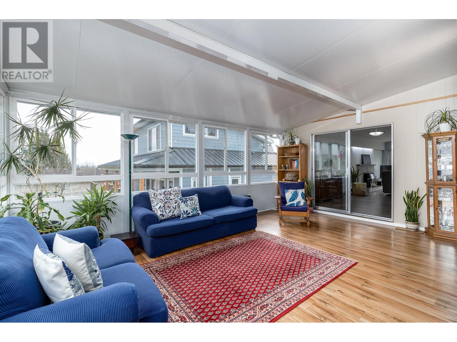 325 Hoult Street, New Westminster, British Columbia  V3L 4X2 - Photo 14 - R2975494