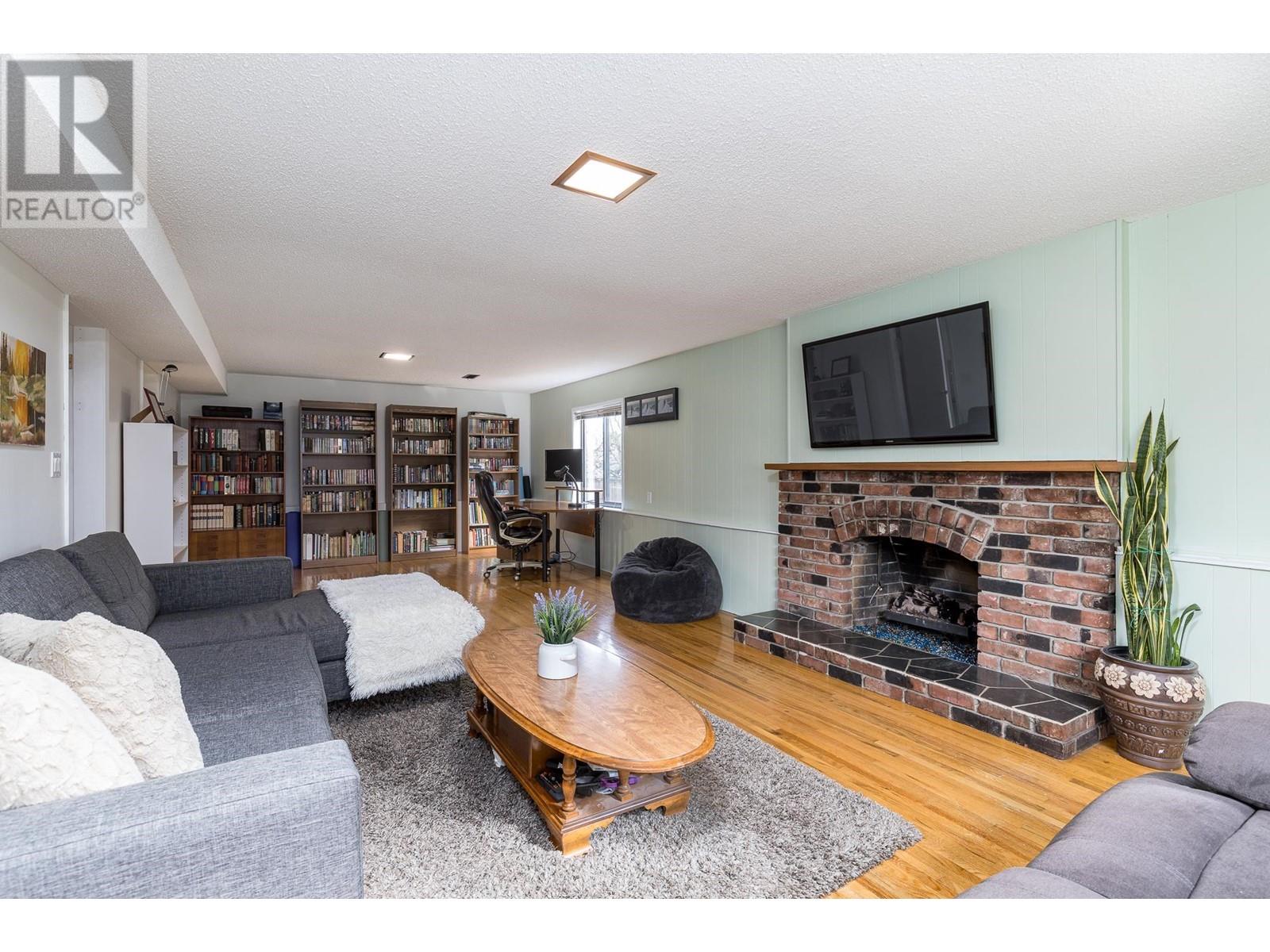 325 Hoult Street, New Westminster, British Columbia  V3L 4X2 - Photo 29 - R2975494