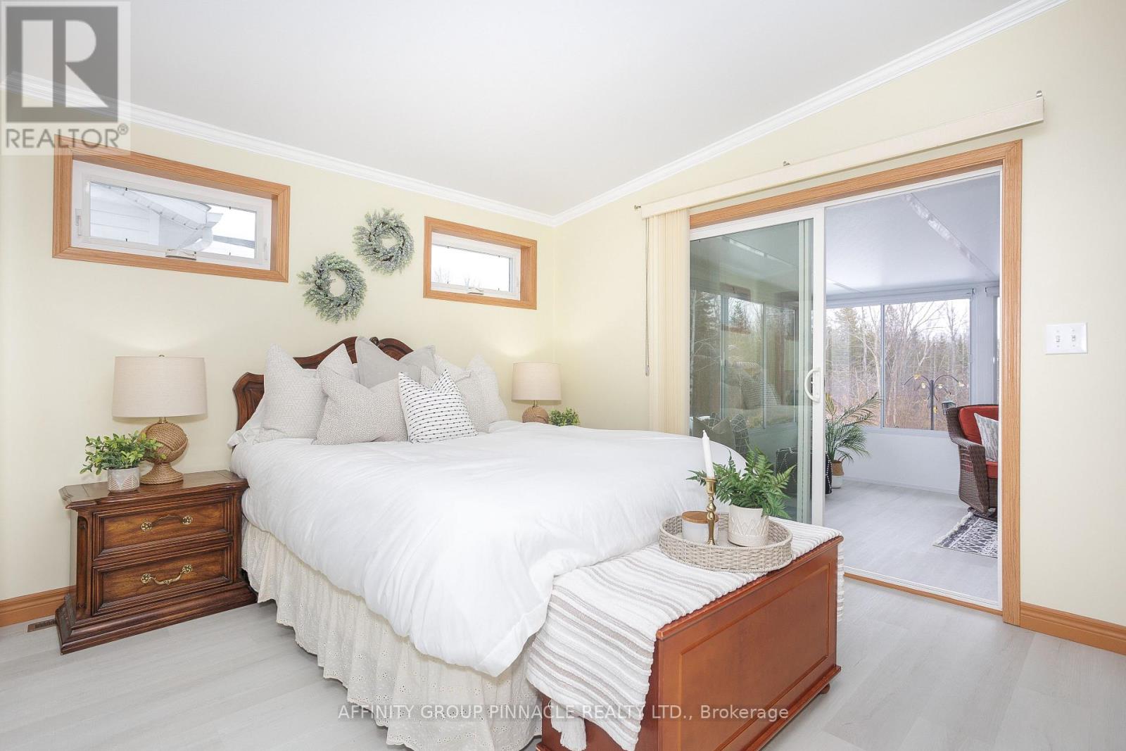 12 Creekside Circle, Kawartha Lakes, Ontario  K0M 1L0 - Photo 19 - X12005440