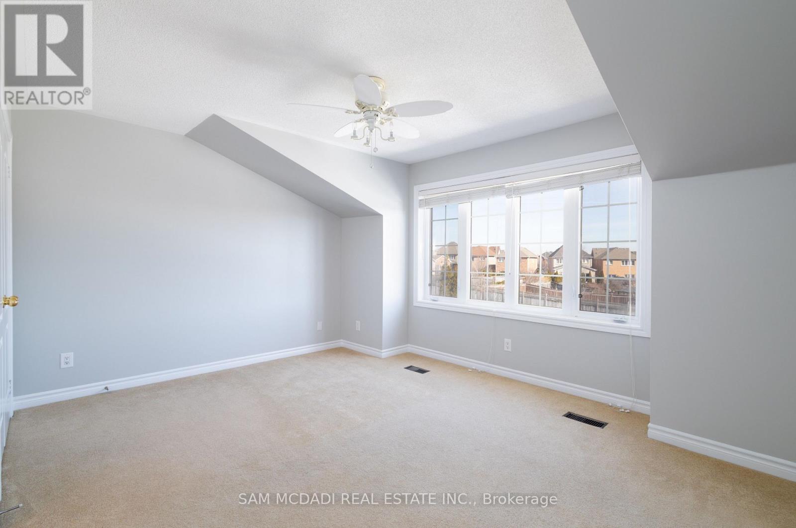 5572 Trailbank Drive, Mississauga, Ontario  L5M 0H8 - Photo 25 - W12013205