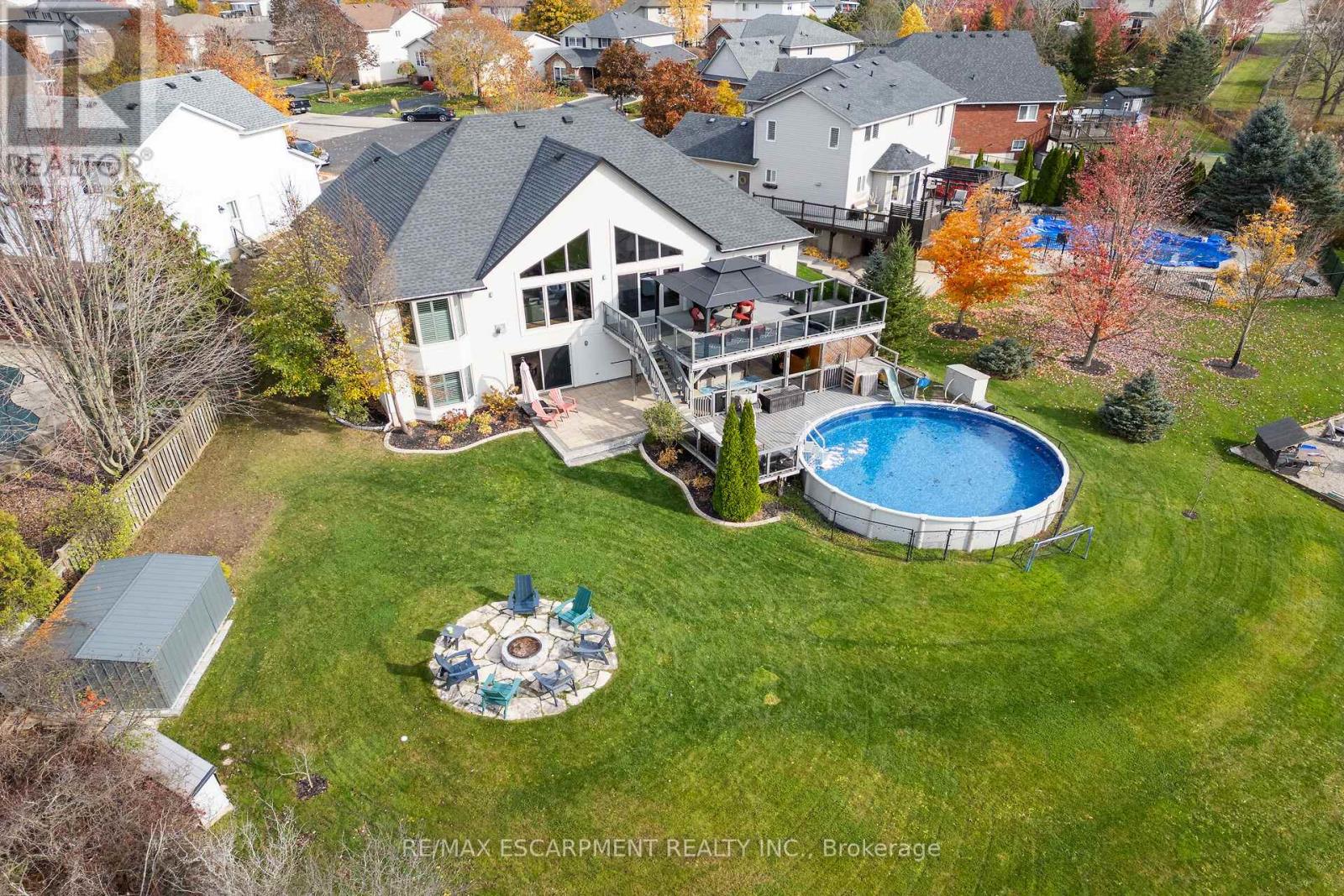 92 Celtic Drive, Haldimand, Ontario  N3W 2N6 - Photo 42 - X12013213