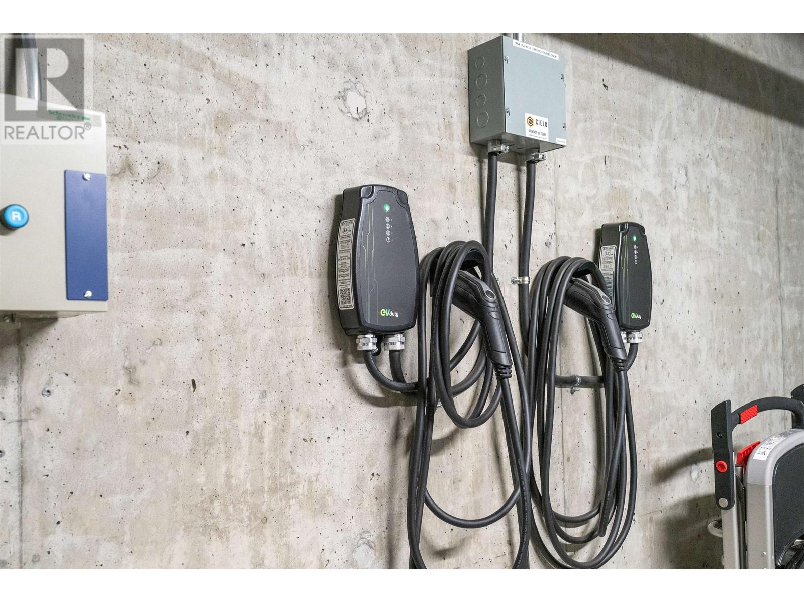 Listing Picture 21 of 22 : 221 311 E 16TH AVENUE, Vancouver / 溫哥華 - 魯藝地產 Yvonne Lu Group - MLS Medallion Club Member