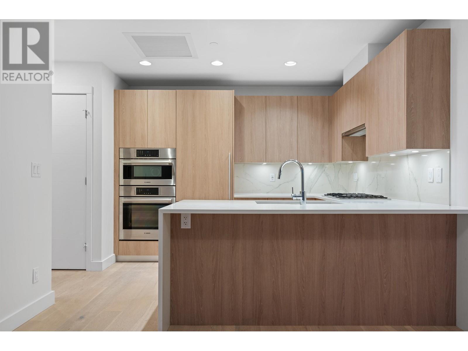 308 1295 Conifer Street, North Vancouver, British Columbia  V7J 0B4 - Photo 7 - R2969375