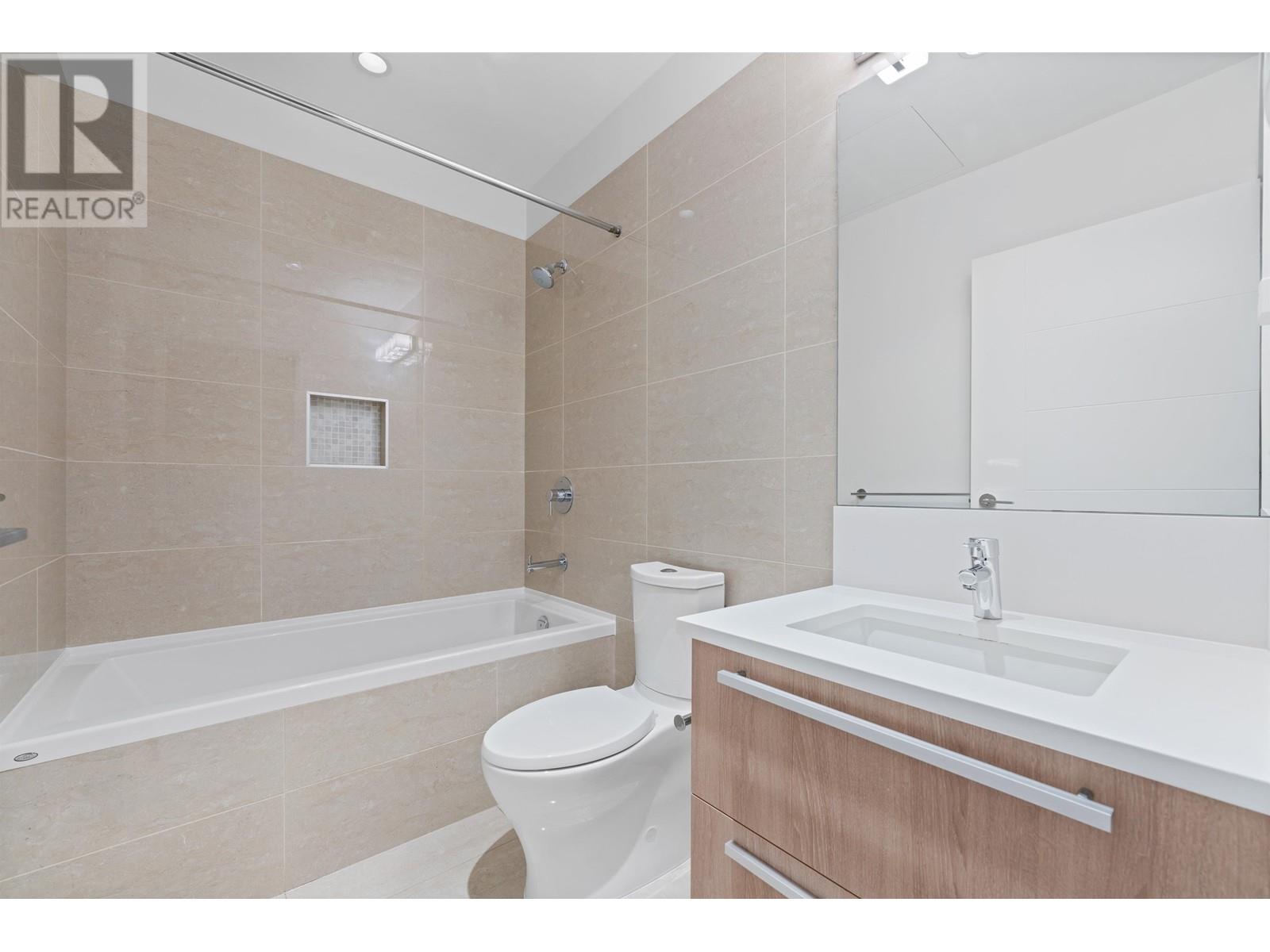 308 1295 Conifer Street, North Vancouver, British Columbia  V7J 0B4 - Photo 18 - R2969375