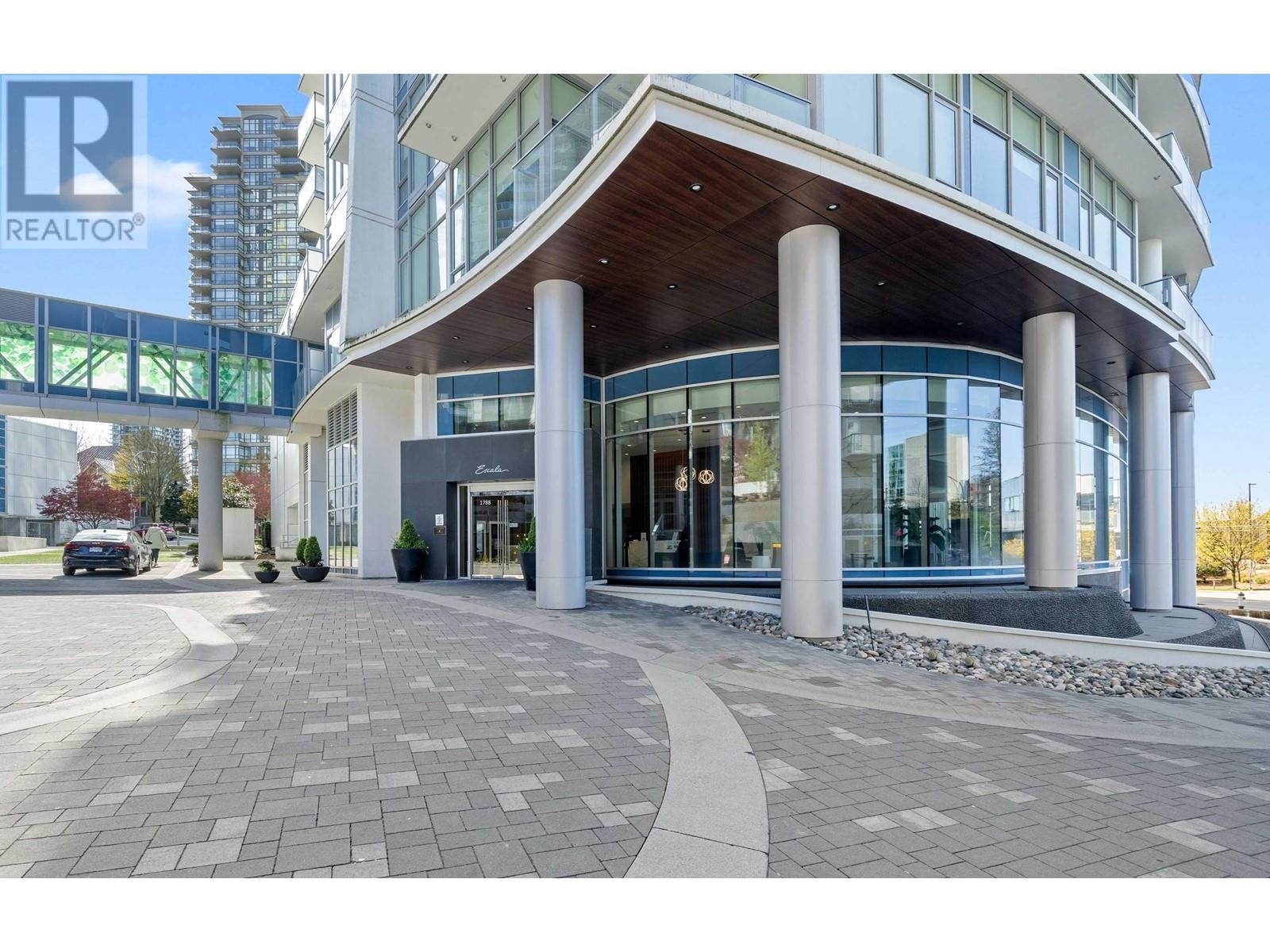 Listing Picture 24 of 33 : 2801 1788 GILMORE AVENUE, Burnaby / 本拿比 - 魯藝地產 Yvonne Lu Group - MLS Medallion Club Member