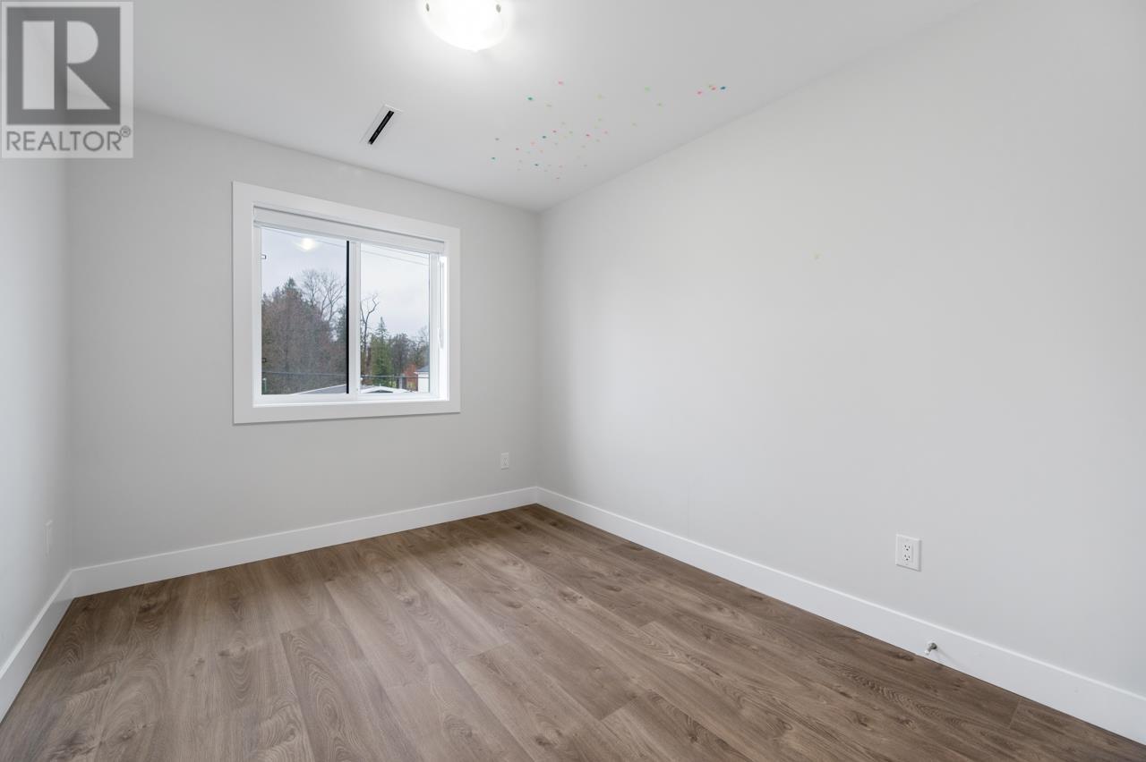 5949 Sherbrooke Street, Vancouver, British Columbia  V5W 3N3 - Photo 14 - R2975821