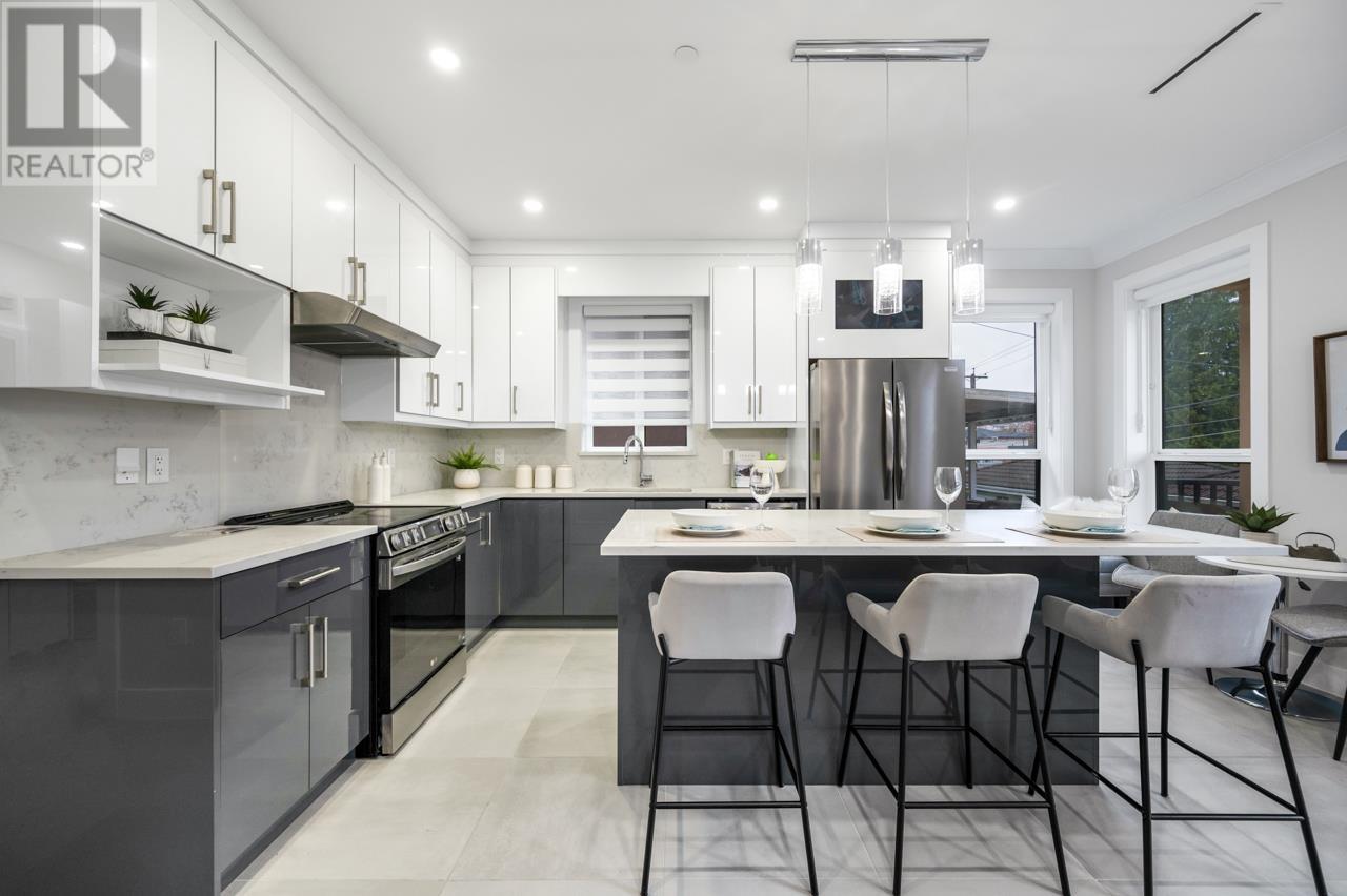 5949 Sherbrooke Street, Vancouver, British Columbia  V5W 3N3 - Photo 5 - R2975821