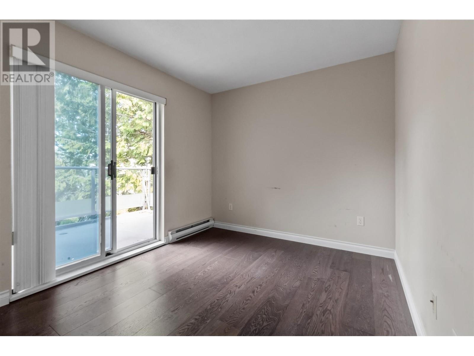 Listing Picture 12 of 20 : 13 7077 BERESFORD STREET, Burnaby / 本拿比 - 魯藝地產 Yvonne Lu Group - MLS Medallion Club Member