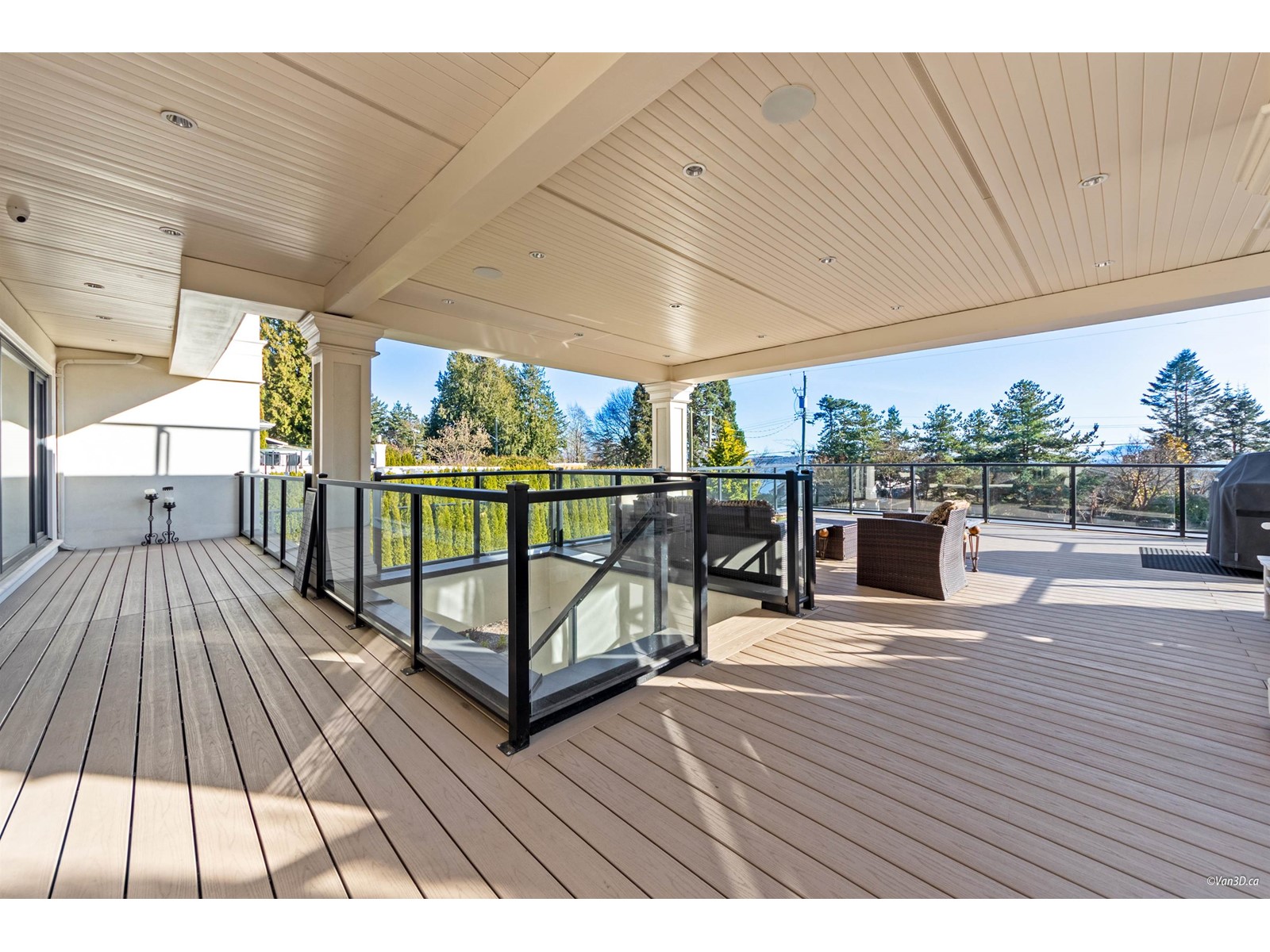 14033 Terry Road, White Rock, British Columbia  V4B 1A2 - Photo 21 - R2976410