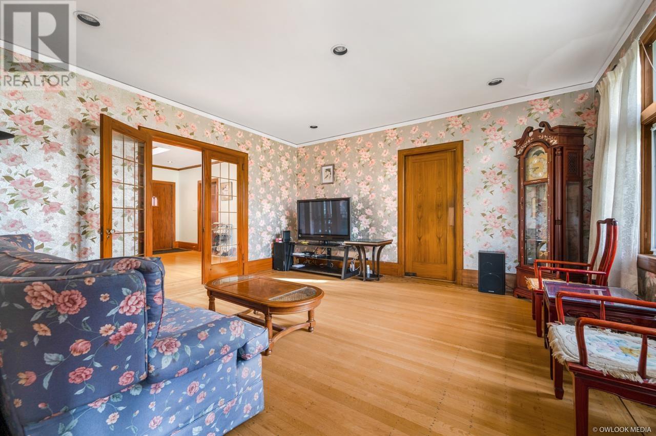 1603 W 49th Avenue, Vancouver, British Columbia  V6M 2R8 - Photo 16 - R2976479