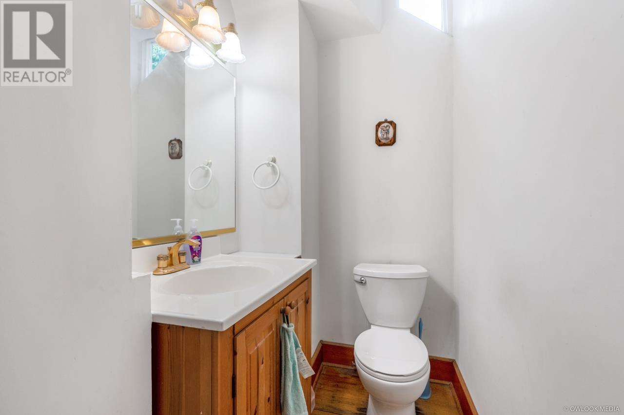 1603 W 49th Avenue, Vancouver, British Columbia  V6M 2R8 - Photo 23 - R2976479