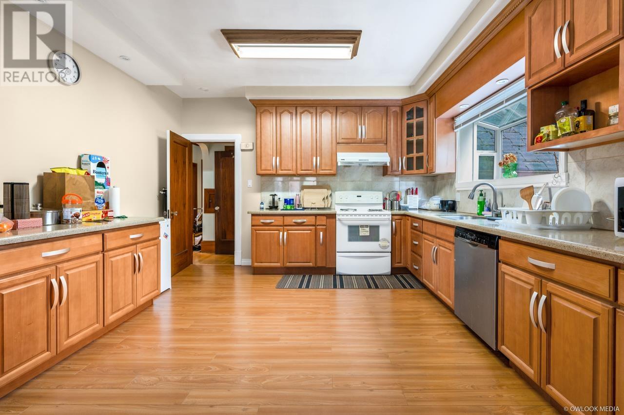 1603 W 49th Avenue, Vancouver, British Columbia  V6M 2R8 - Photo 20 - R2976479