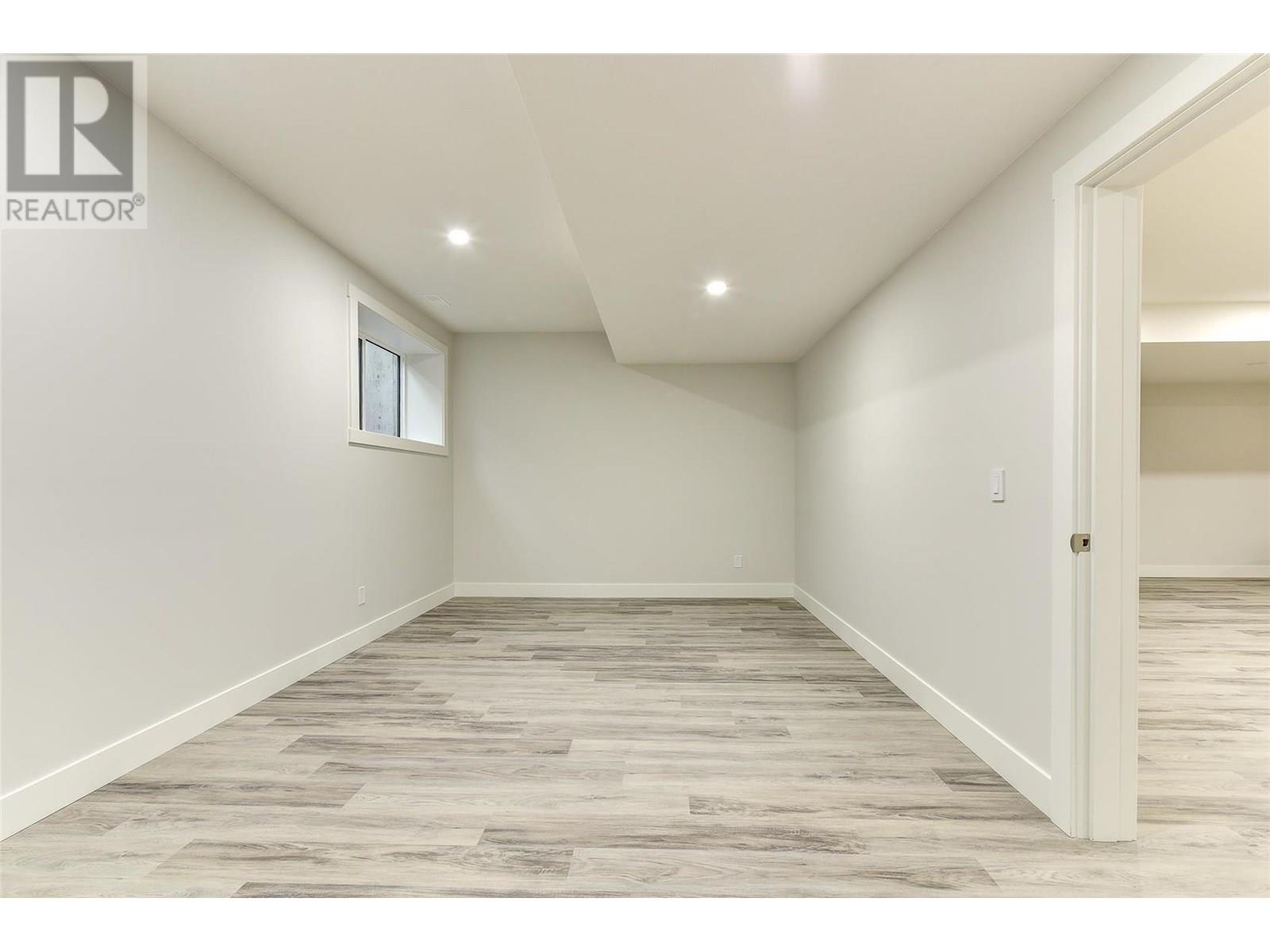 773 Barnaby Road, Kelowna, British Columbia  V1W 4N9 - Photo 38 - 10336906